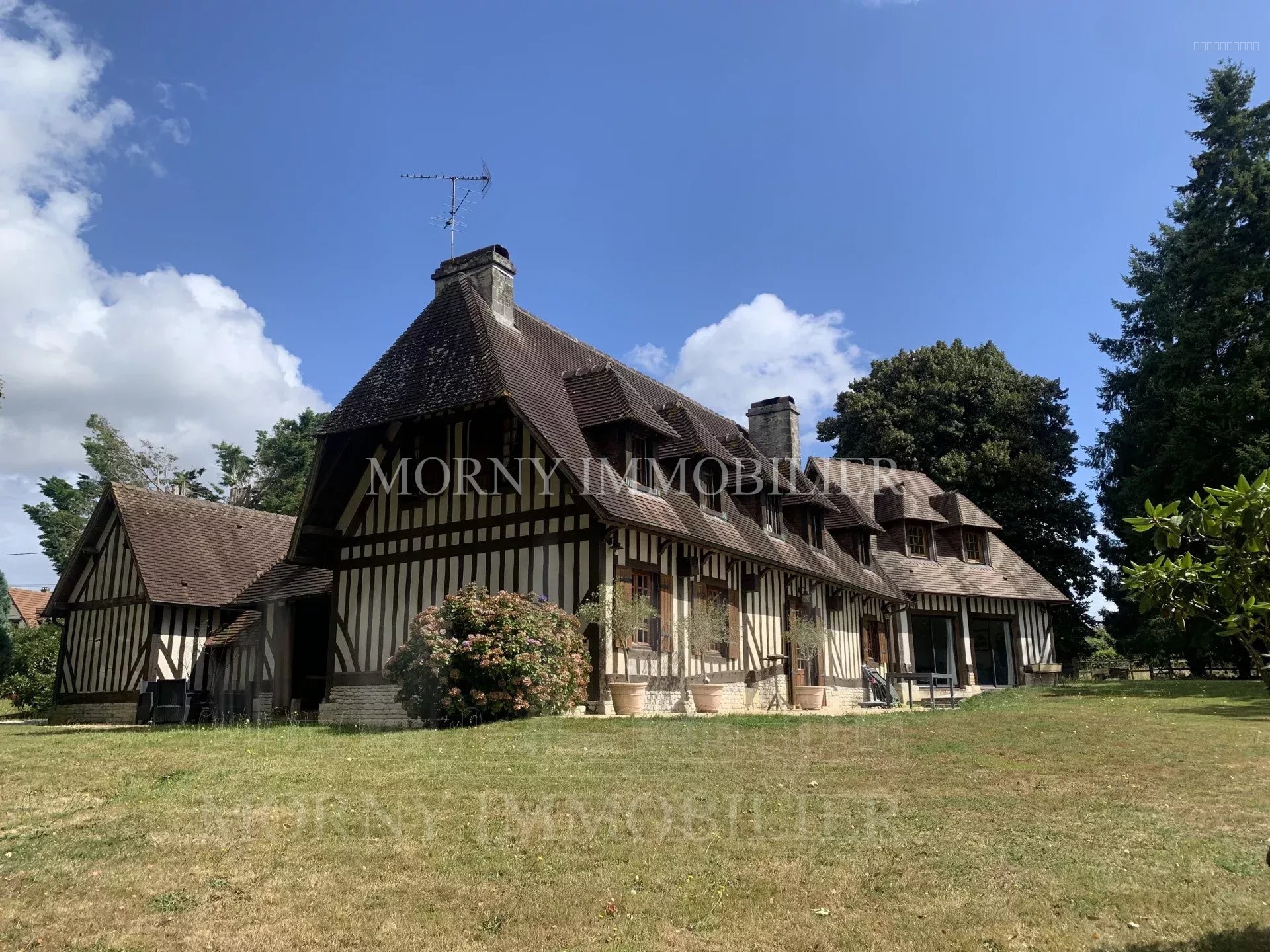 Maison à vendre à Pont l eveque, 223 m², 9 pièces – photo 3 sur 20