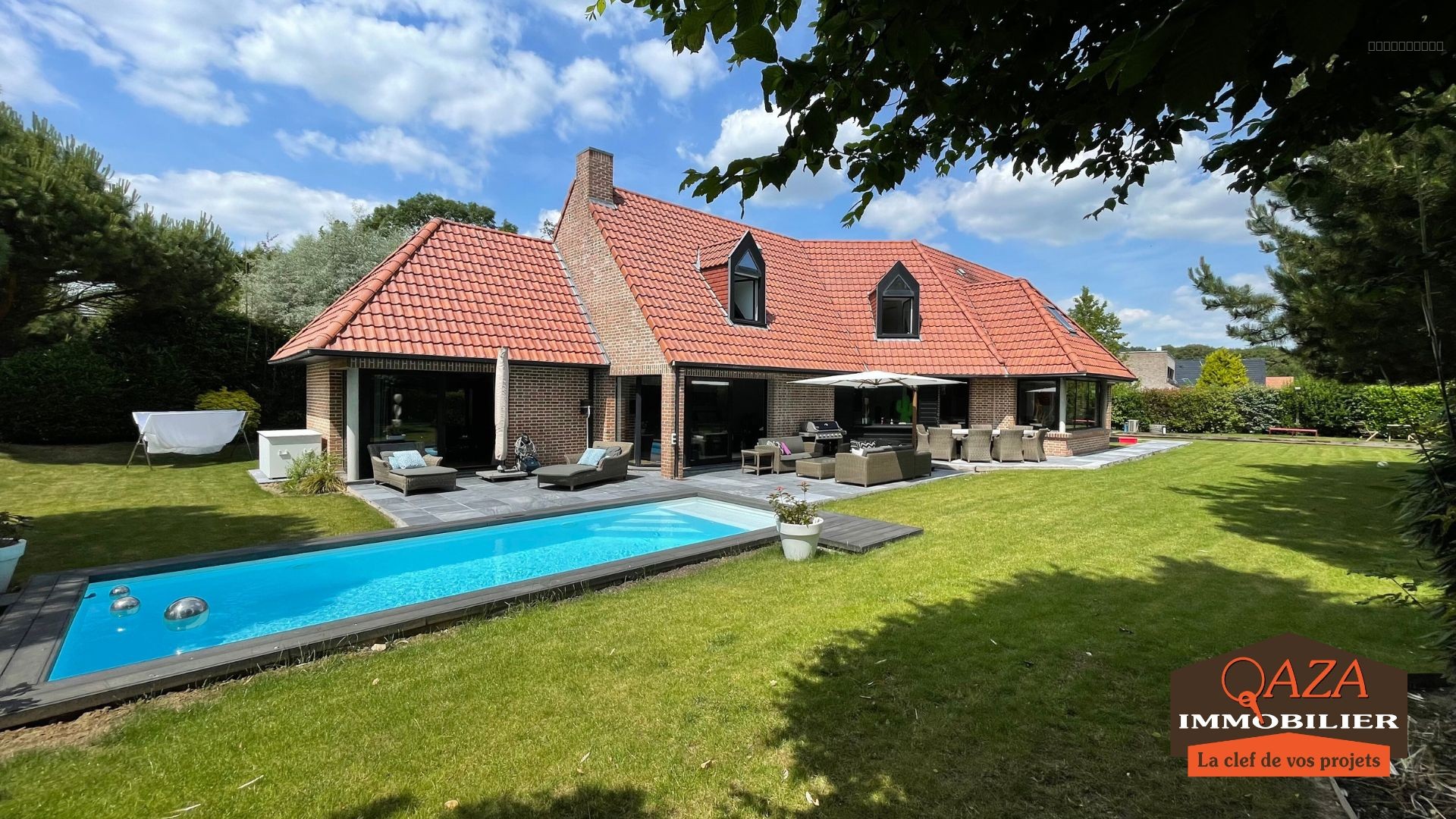 Maison à vendre à Camphin en pevele, 238 m², 7 pièces – photo 1 sur 19