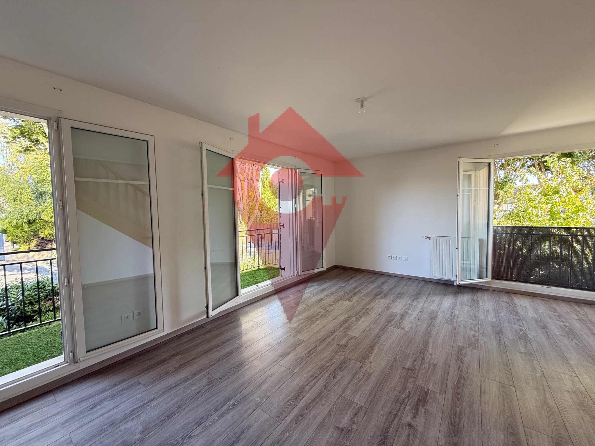 Appartement à louer à Orgeval, 328 m², 3 pièces – photo 1 sur 11
