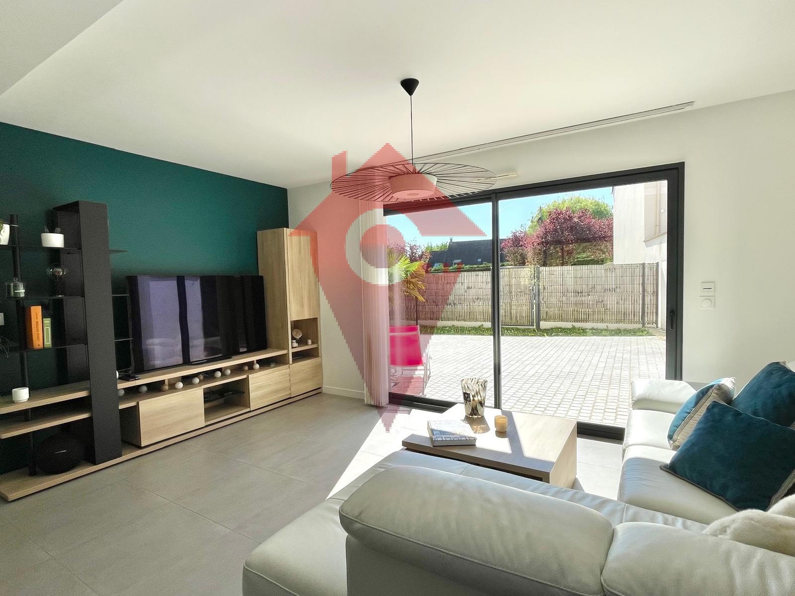 Maison à vendre à Orgeval, 619 m², 4 pièces – photo 3 sur 12