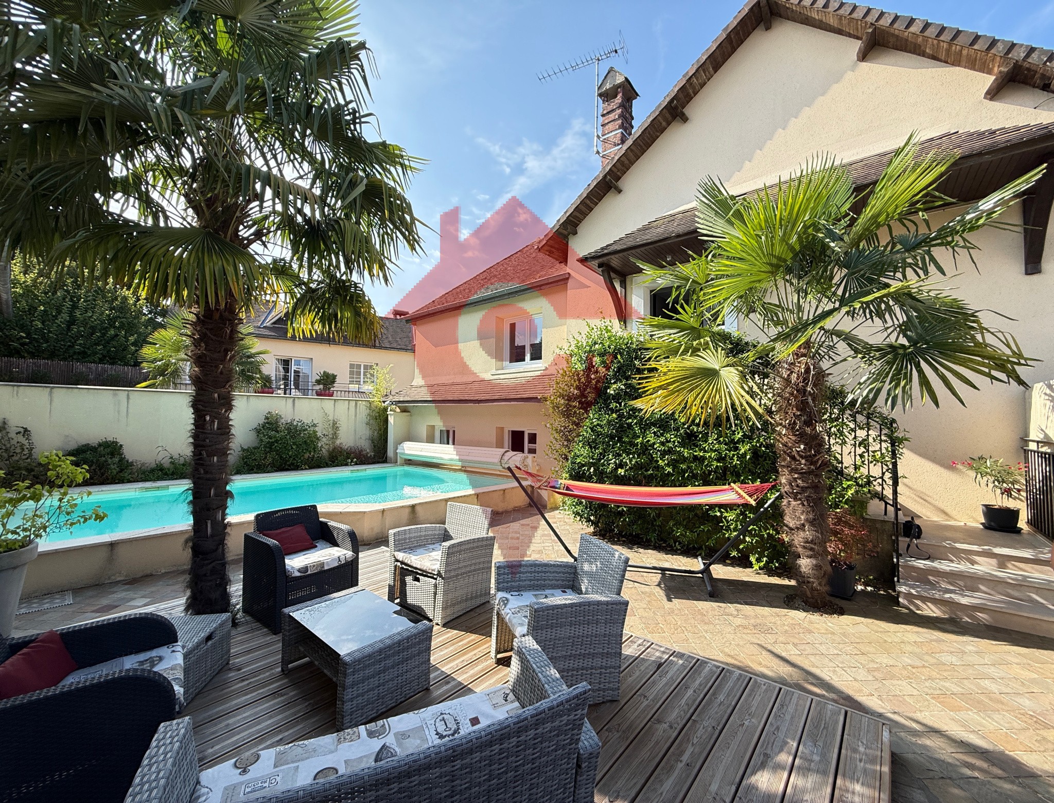 Maison à vendre à Orgeval, 29,74 m², 5 pièces – photo 1 sur 18