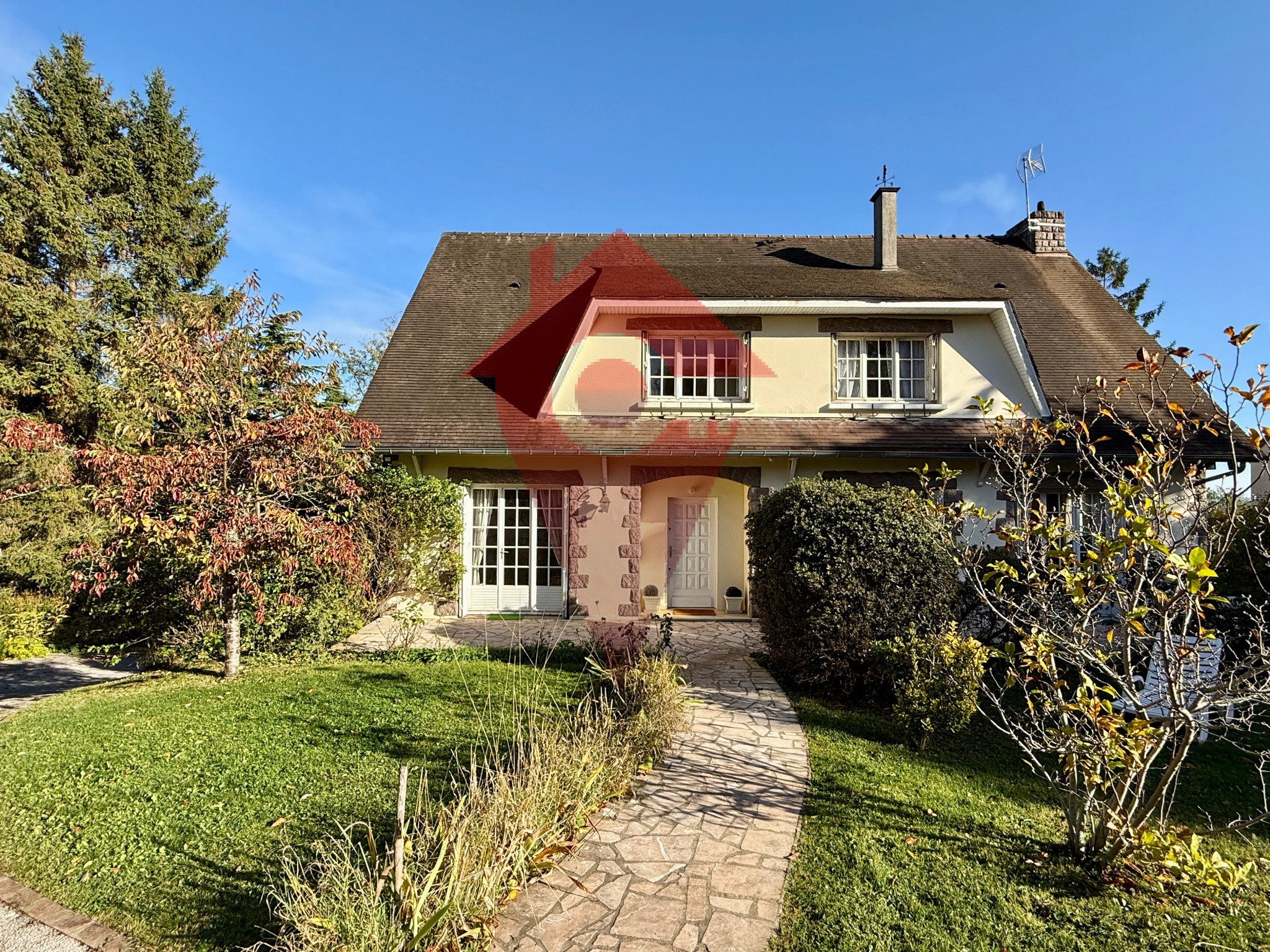Maison à vendre à Orgeval, 240 m², 9 pièces – photo 1 sur 17