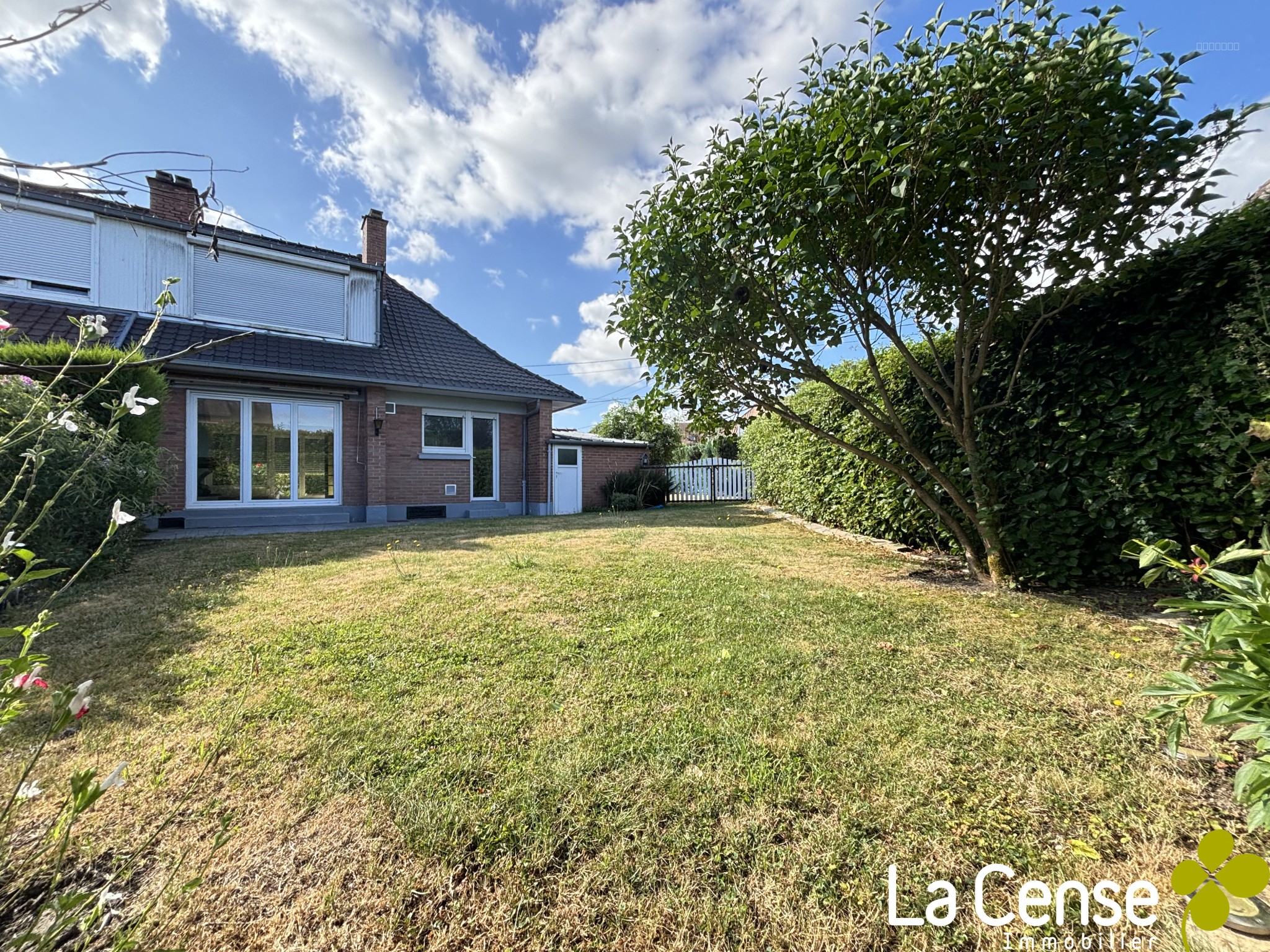 Maison à vendre à Toufflers, 600 m², 5 pièces – photo 1 sur 6