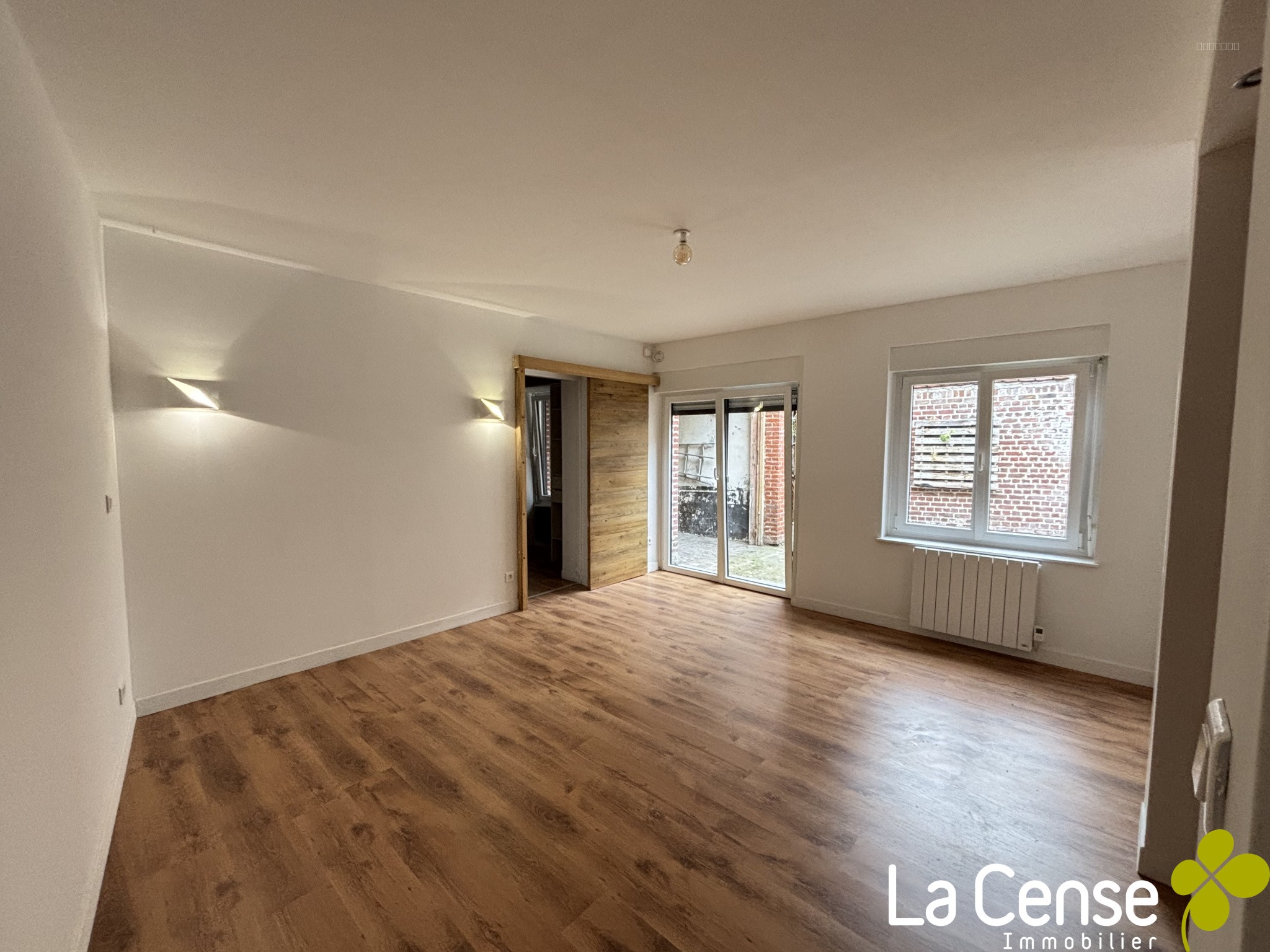 Appartement à vendre à Lannoy, 780 m², 2 pièces – photo 1 sur 6