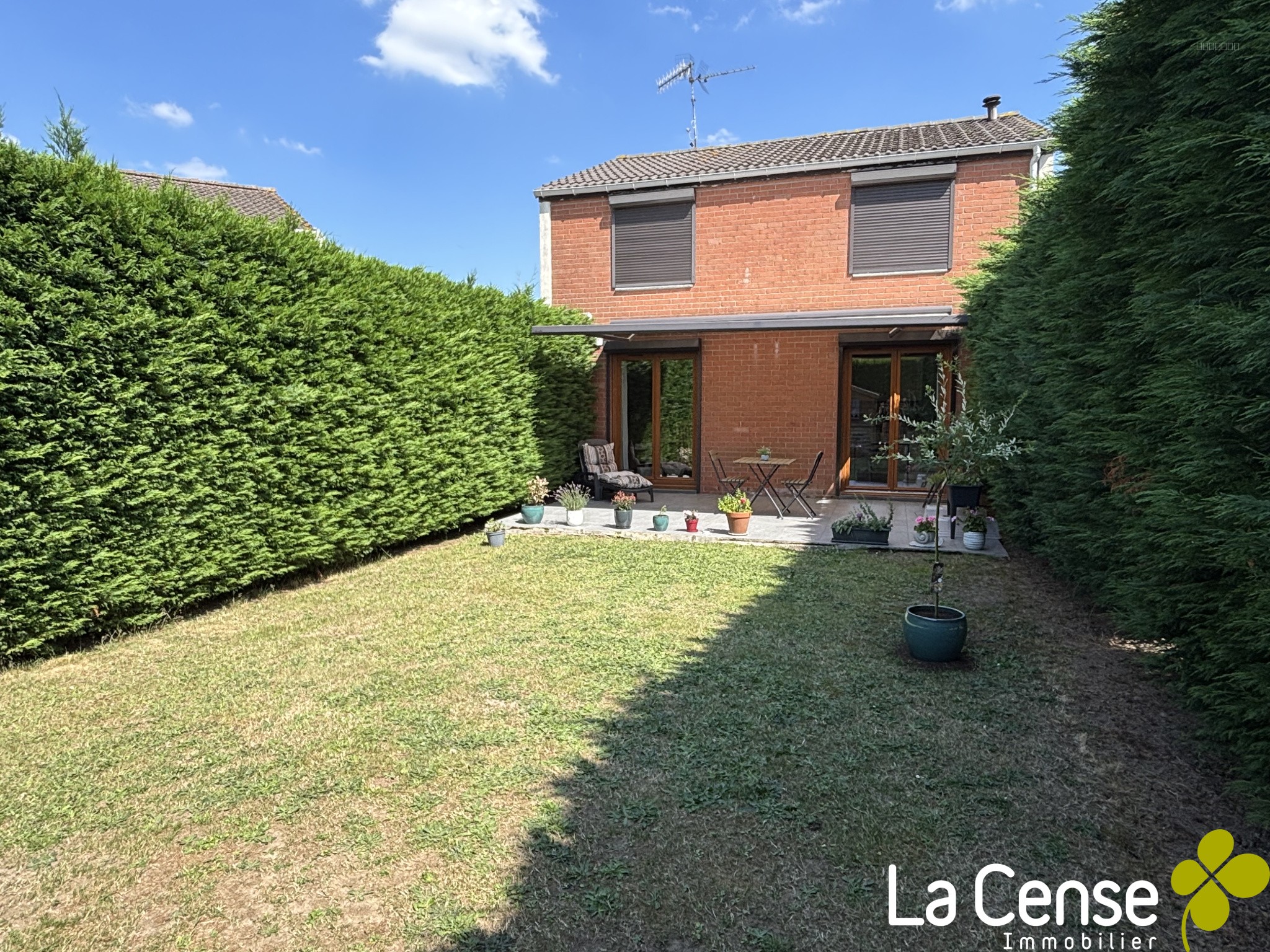 Maison à vendre à Lys lez lannoy, 444 m², 4 pièces – photo 1 sur 6