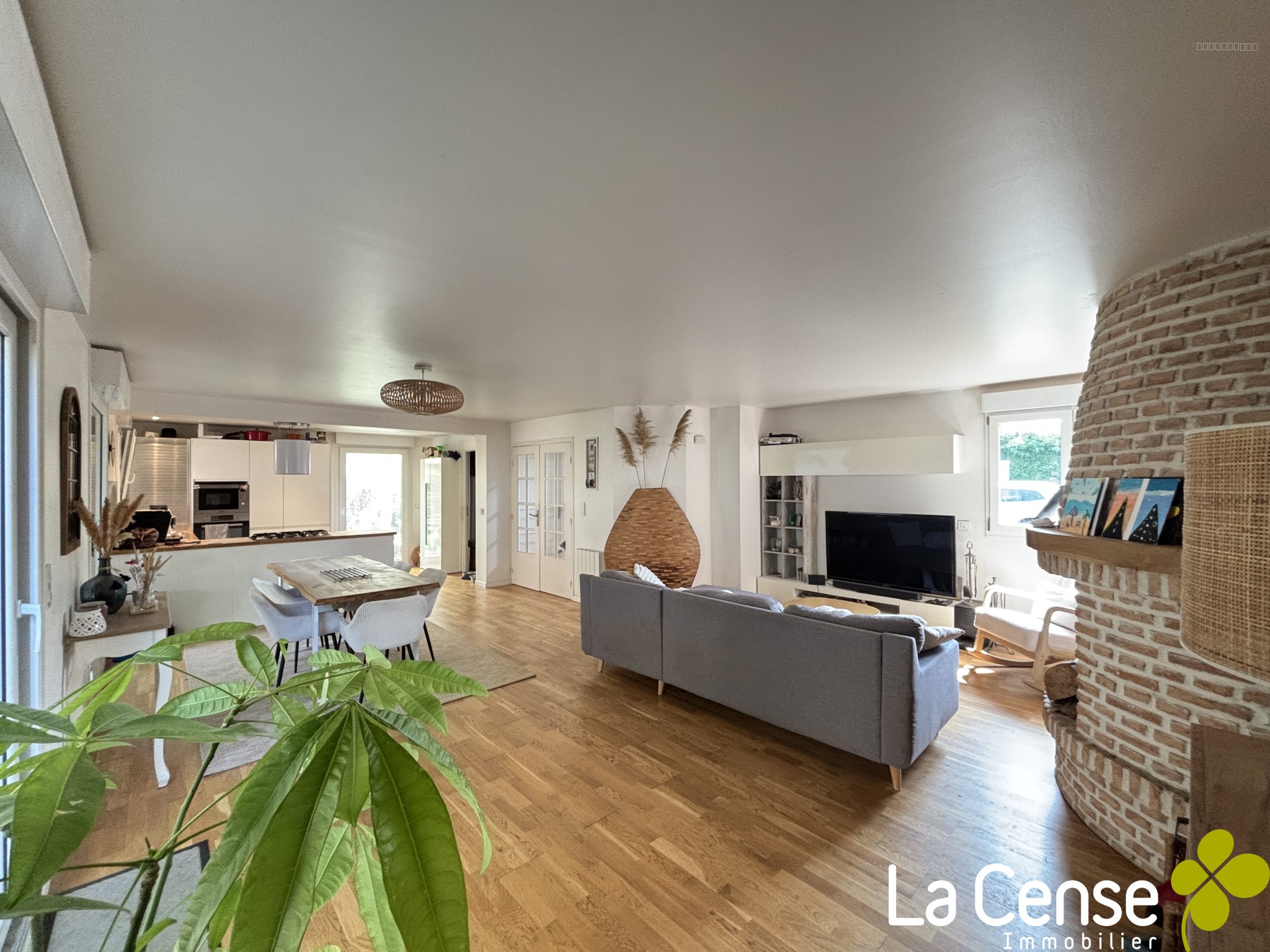 Maison à vendre à Hem, 500 m², 6 pièces – photo 1 sur 3