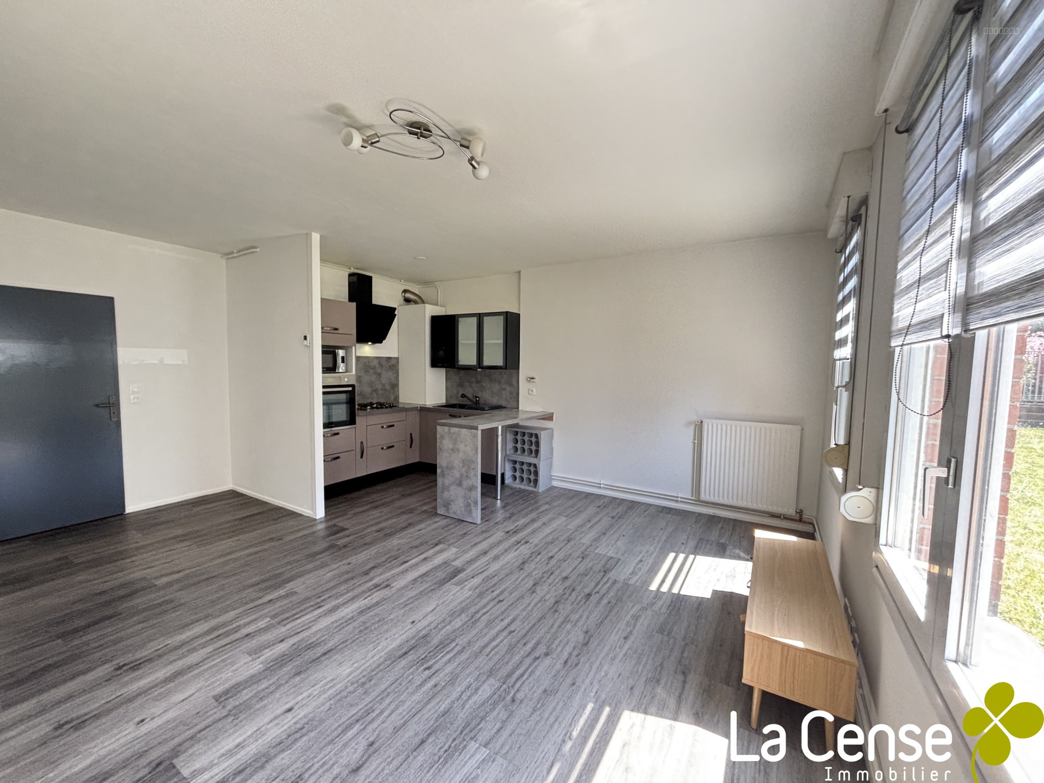 Appartement à vendre à Lannoy, 455 m², 2 pièces – photo 1 sur 3