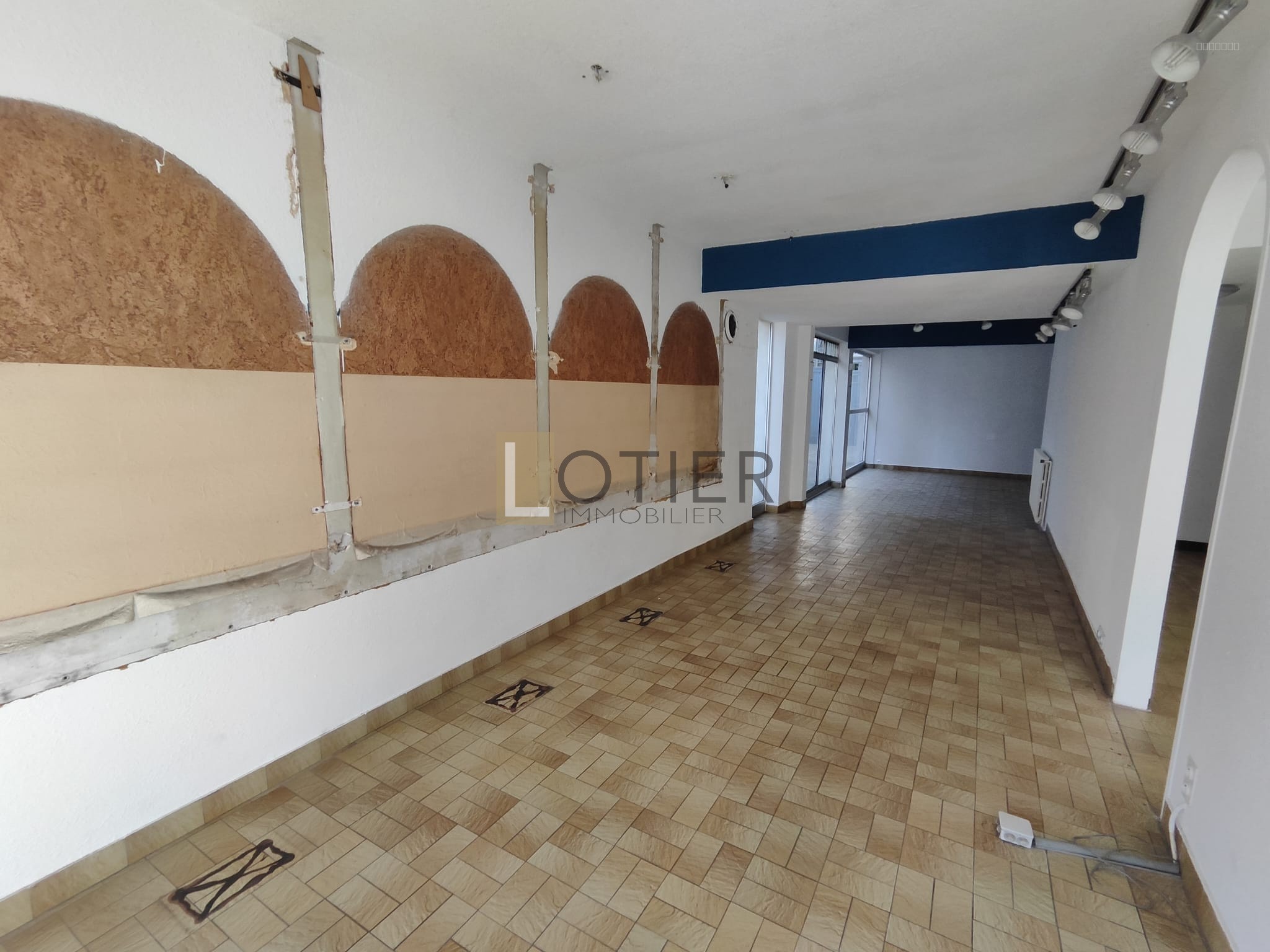 Immeuble à vendre à Carcassonne, 170 m² – photo 3 sur 13