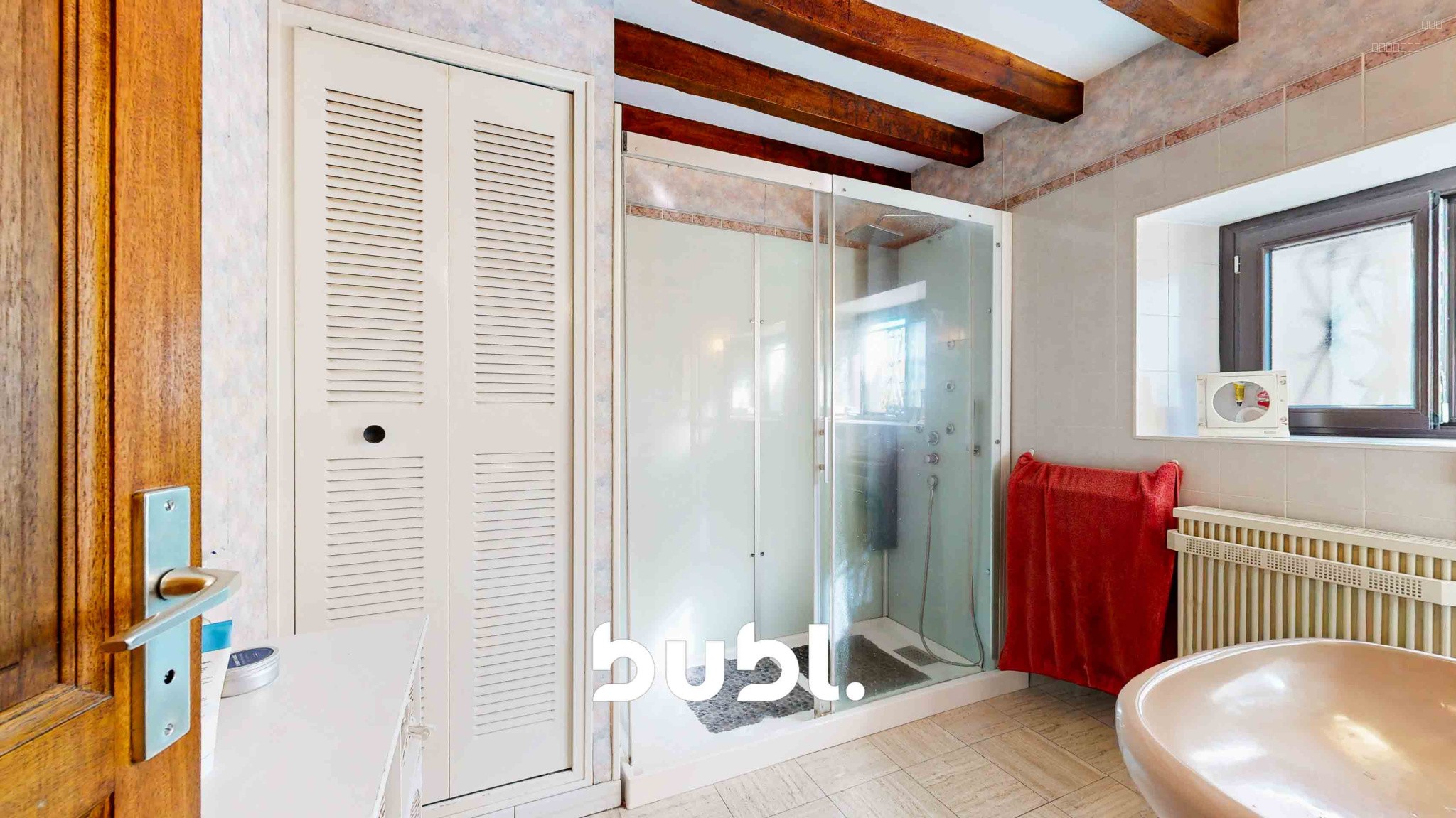 Propriété de caractère avec piscine chauffée — photo 19