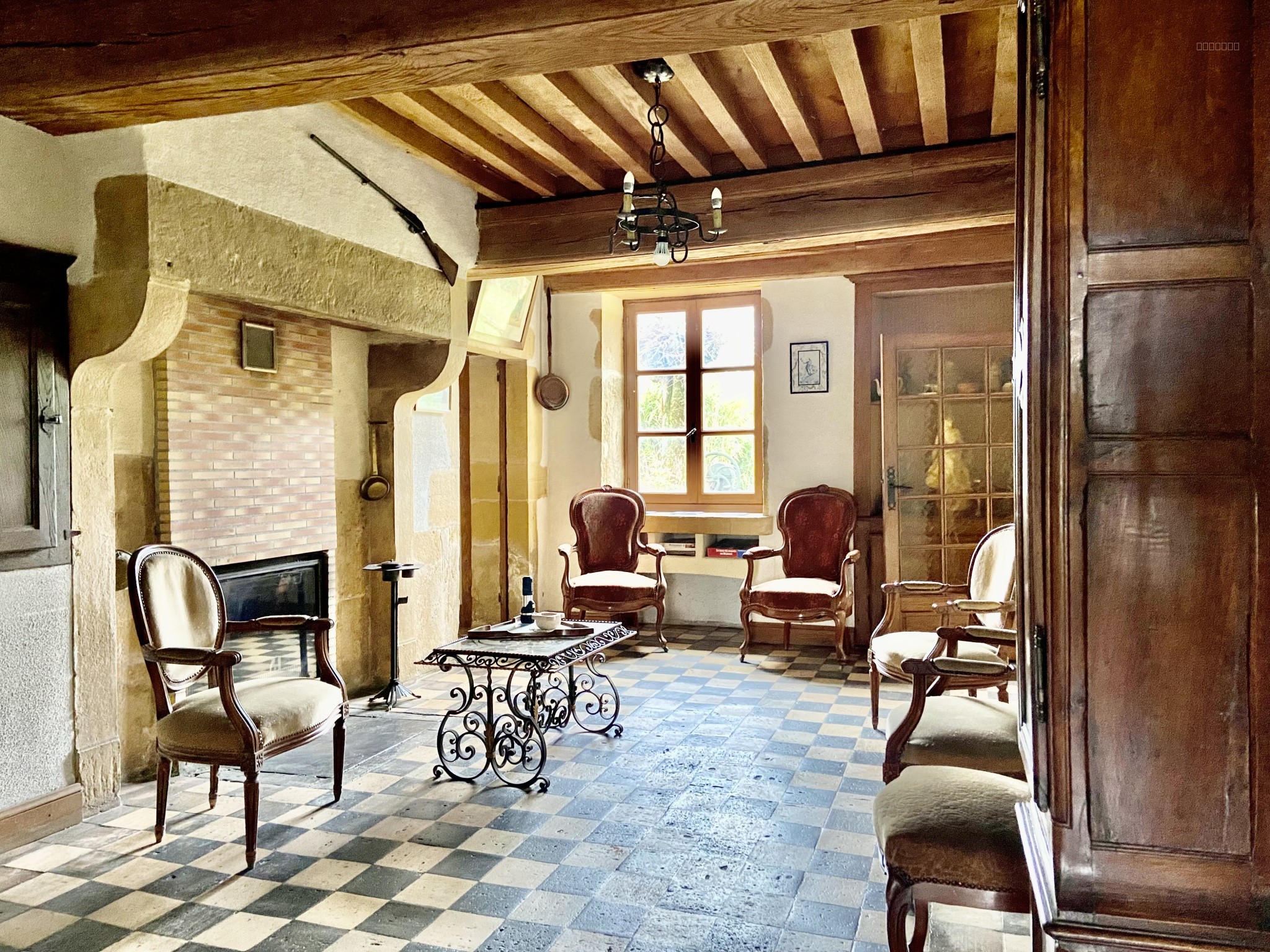 Maison à vendre à Paray le monial, 230 m², 8 pièces – photo 3 sur 12