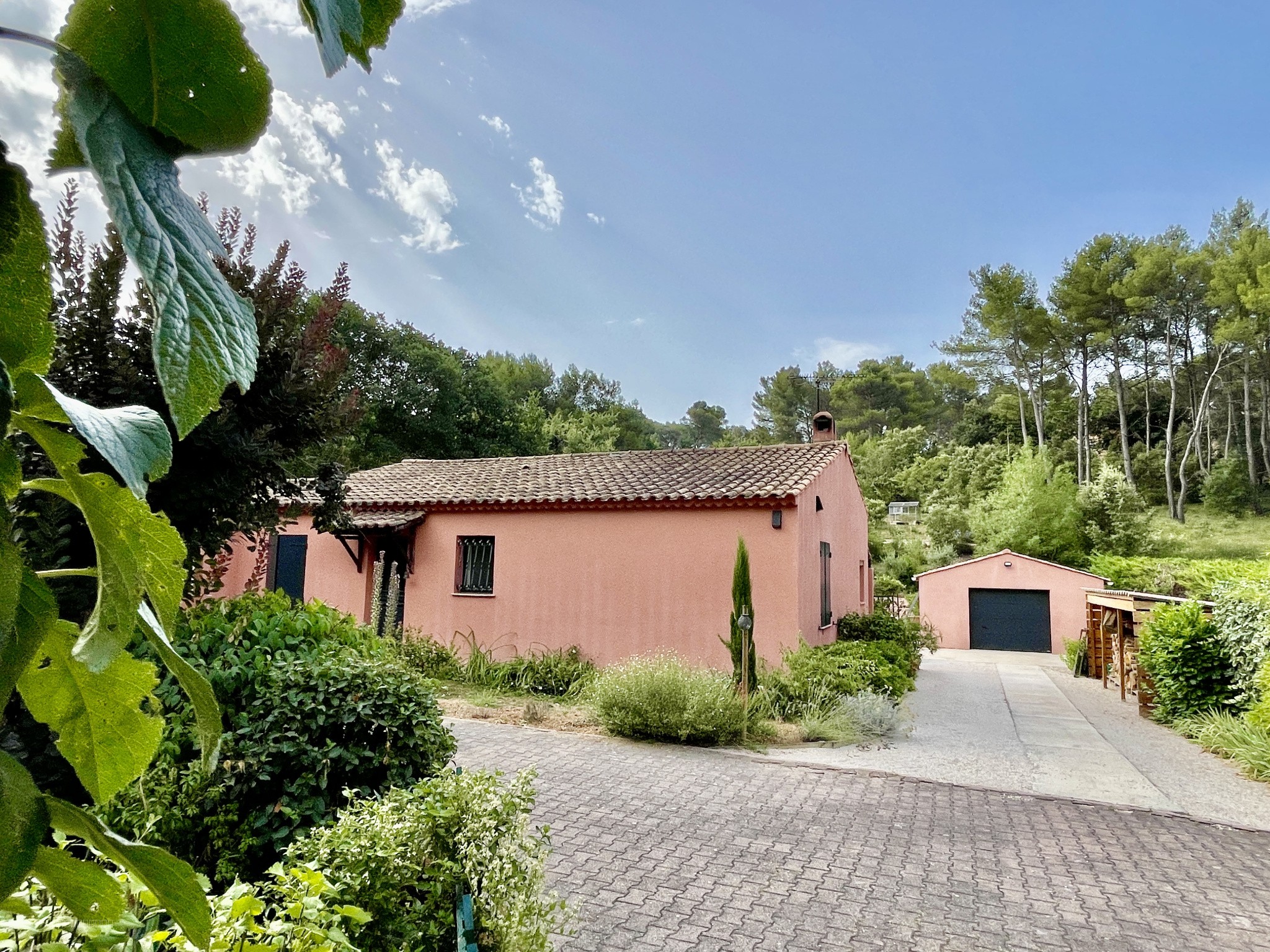 Villa à vendre à Belcodene, 117 m², 5 pièces – photo 2 sur 7