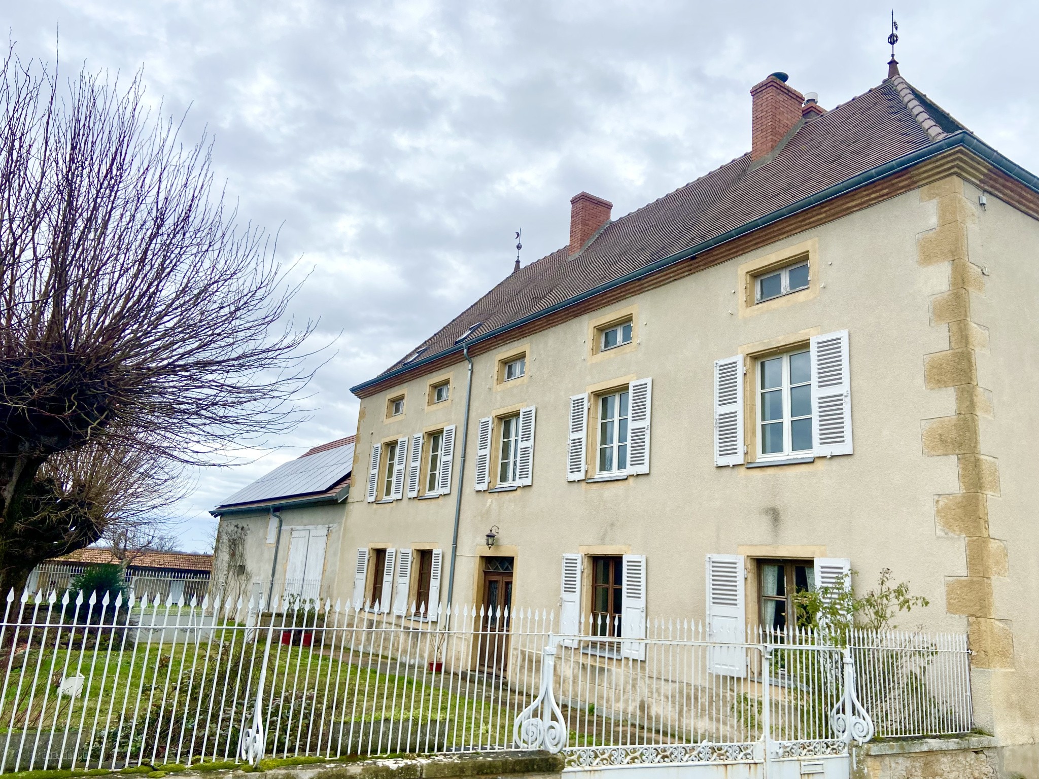 Maison à vendre à Paray le monial, 230 m², 8 pièces – photo 2 sur 12