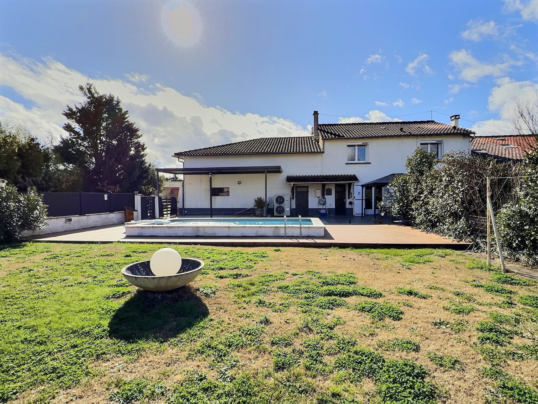 Labastide-Saint-Georges Maison 149 m2, 4 chambres, piscine, garage — photo 1