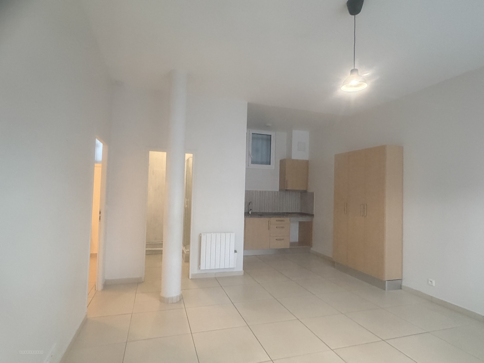 Appartement à louer 3 pièces à La Ferté-Sous-Jouarre — photo 2