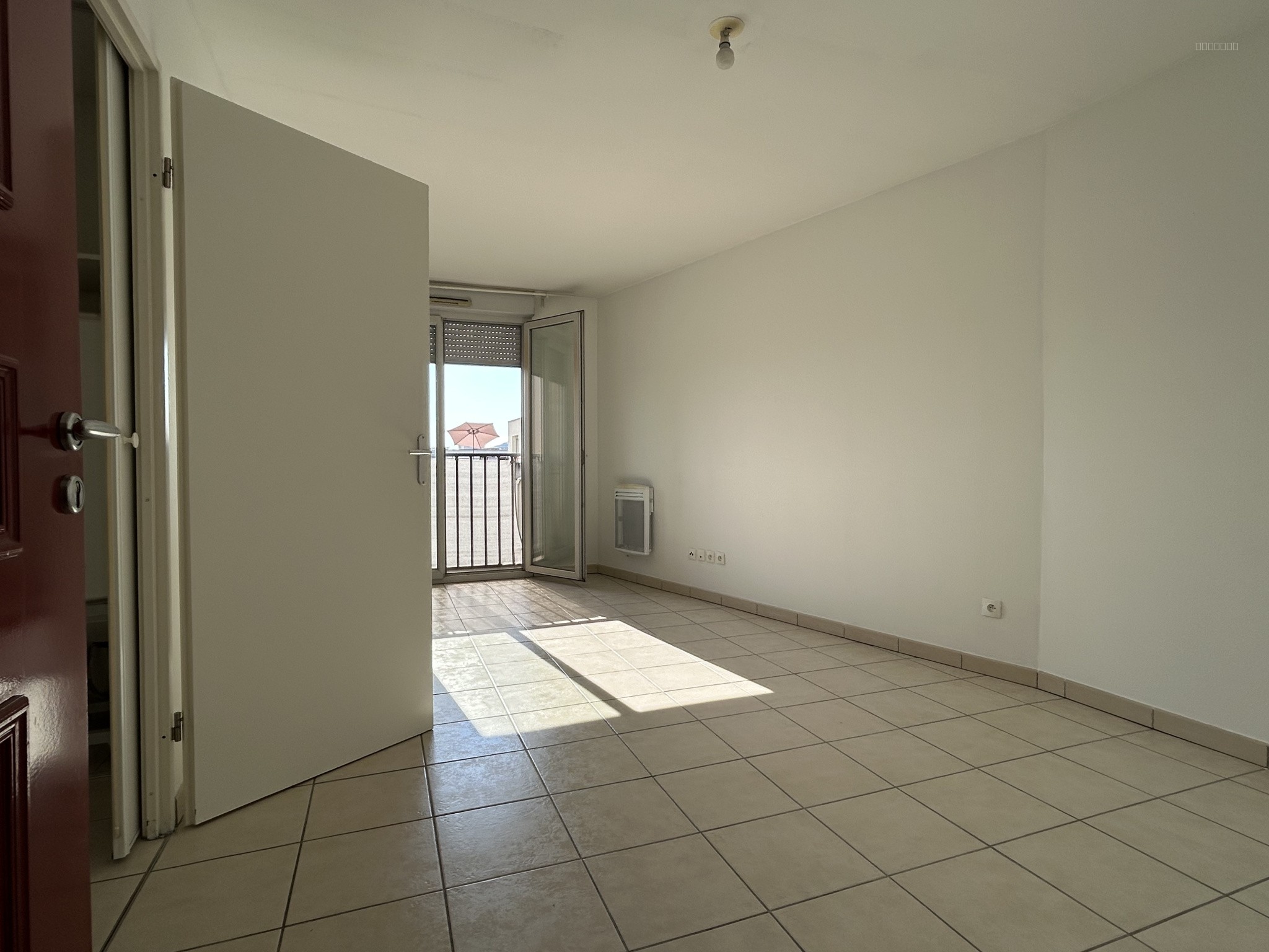Appartement à vendre à Meyzieu, 34 m², 2 pièces – photo 3 sur 16