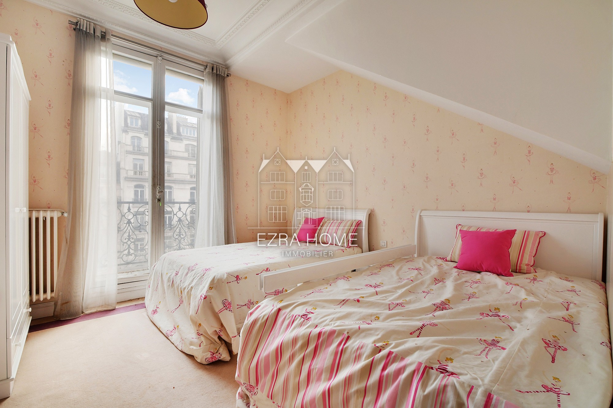 PARIS 8 - APPARTEMENT TRIPLEX - ARC DE TRIOMPHE — photo 17