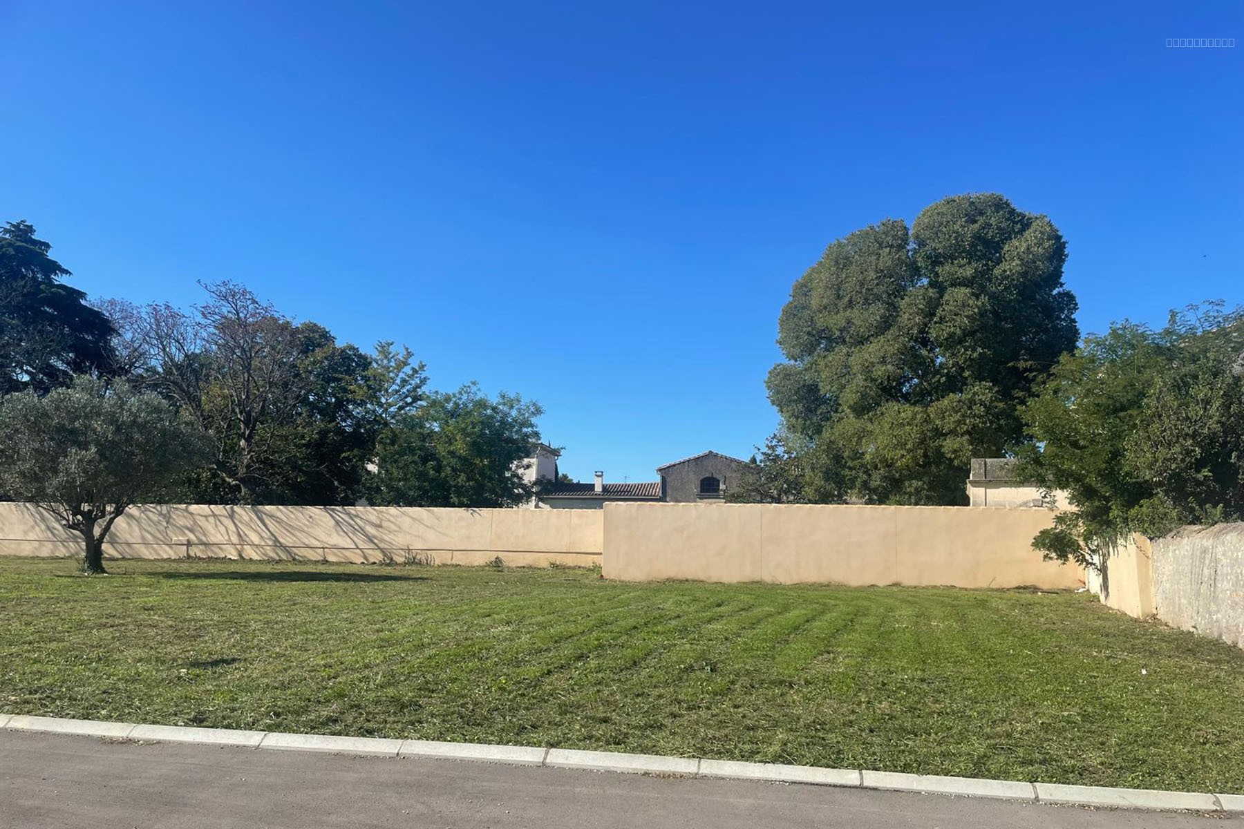 Bien immobilier à vendre à Lunel viel, 640 m² – photo 3 sur 16