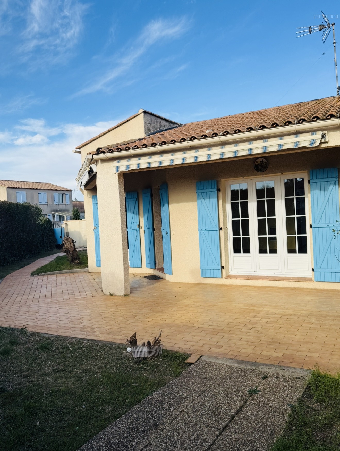 Villa à vendre à Lunel, 32 m², 5 pièces – photo 1 sur 8
