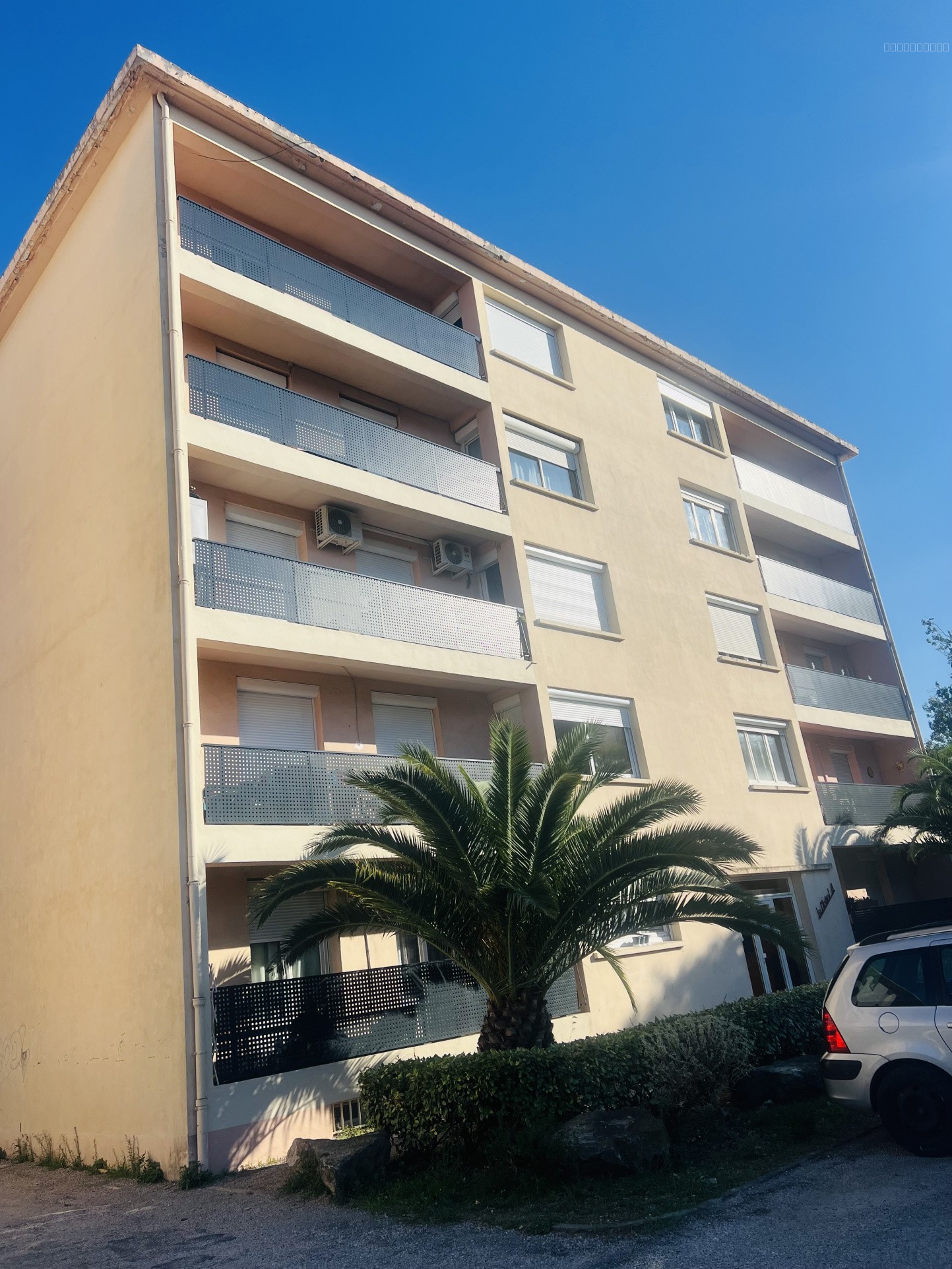 Appartement à vendre à Lunel, 19 m², 4 pièces – photo 1 sur 2