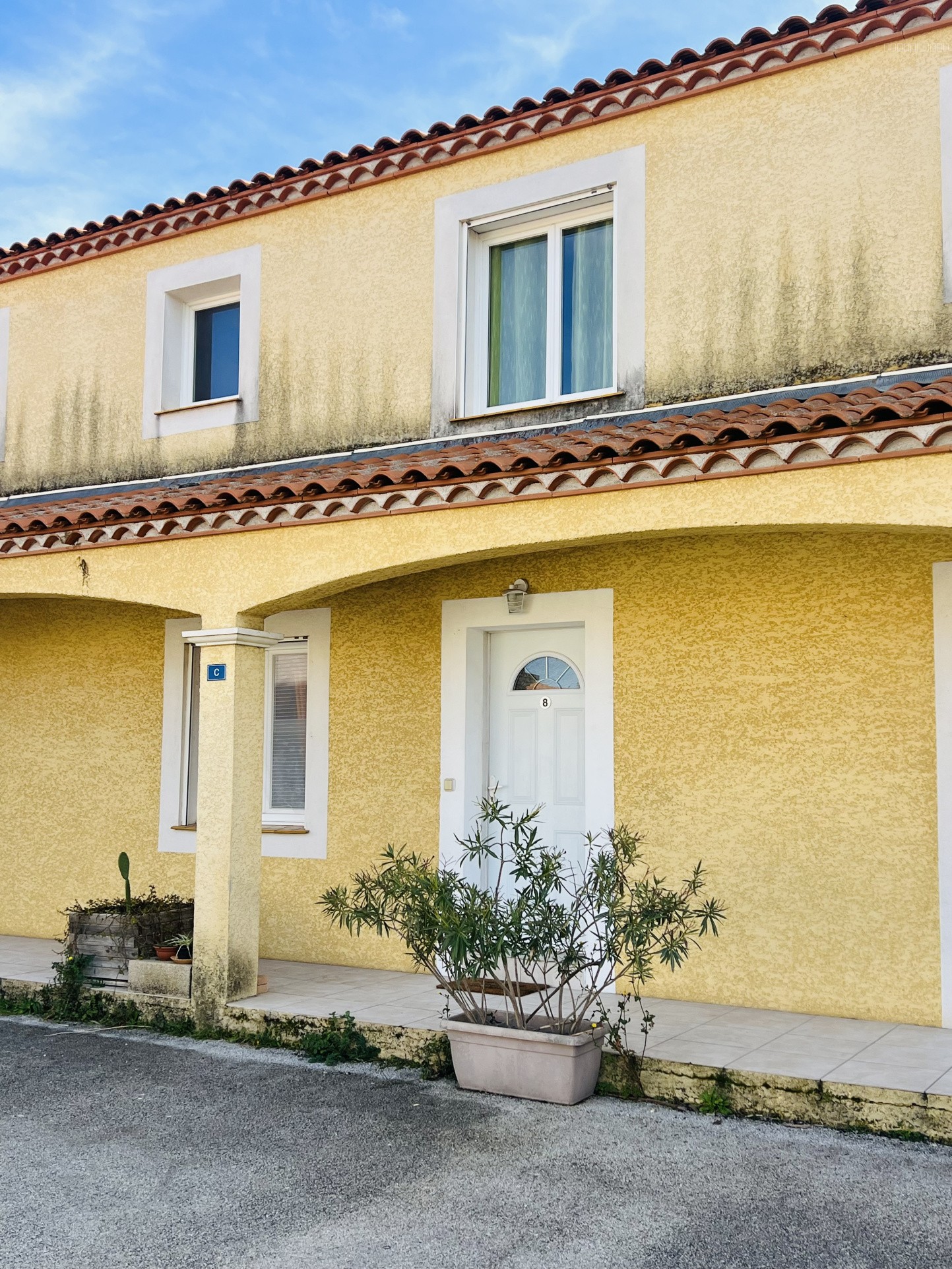 Villa à vendre à Lunel, 80 m², 4 pièces – photo 1 sur 7