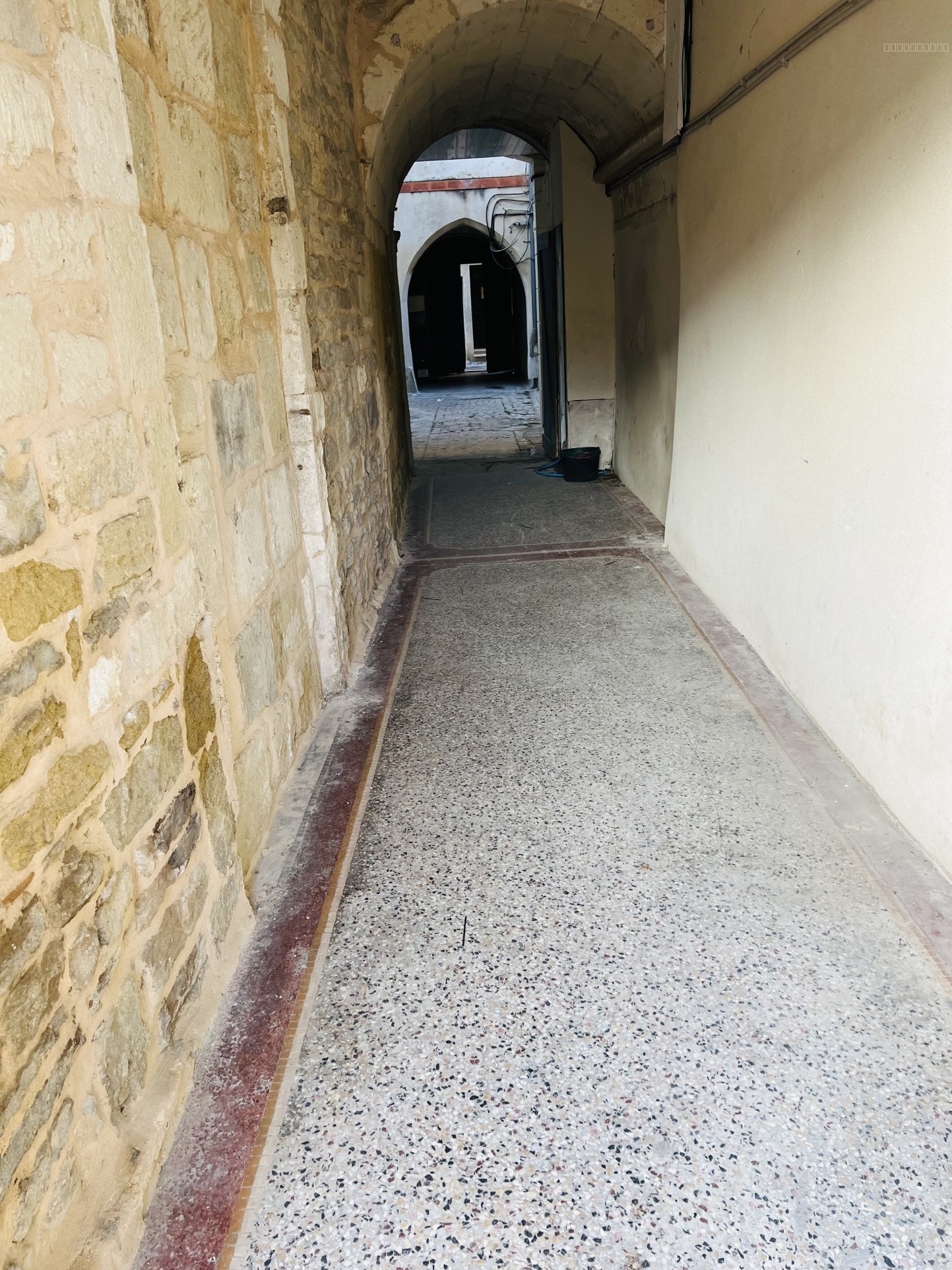 7 appartements — photo 15