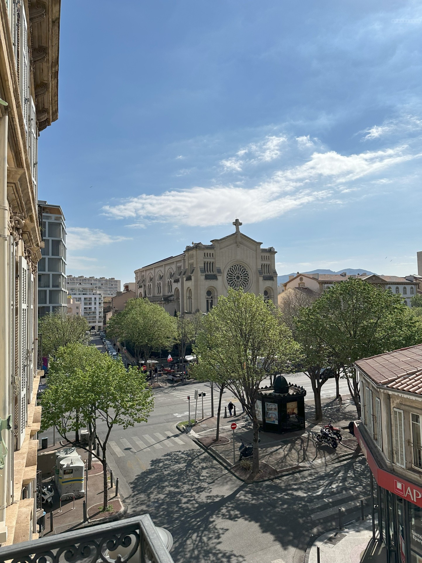Bel appartement haussmanien meublé T4 Avenue du Prado traversant - balcon + cave — photo 3