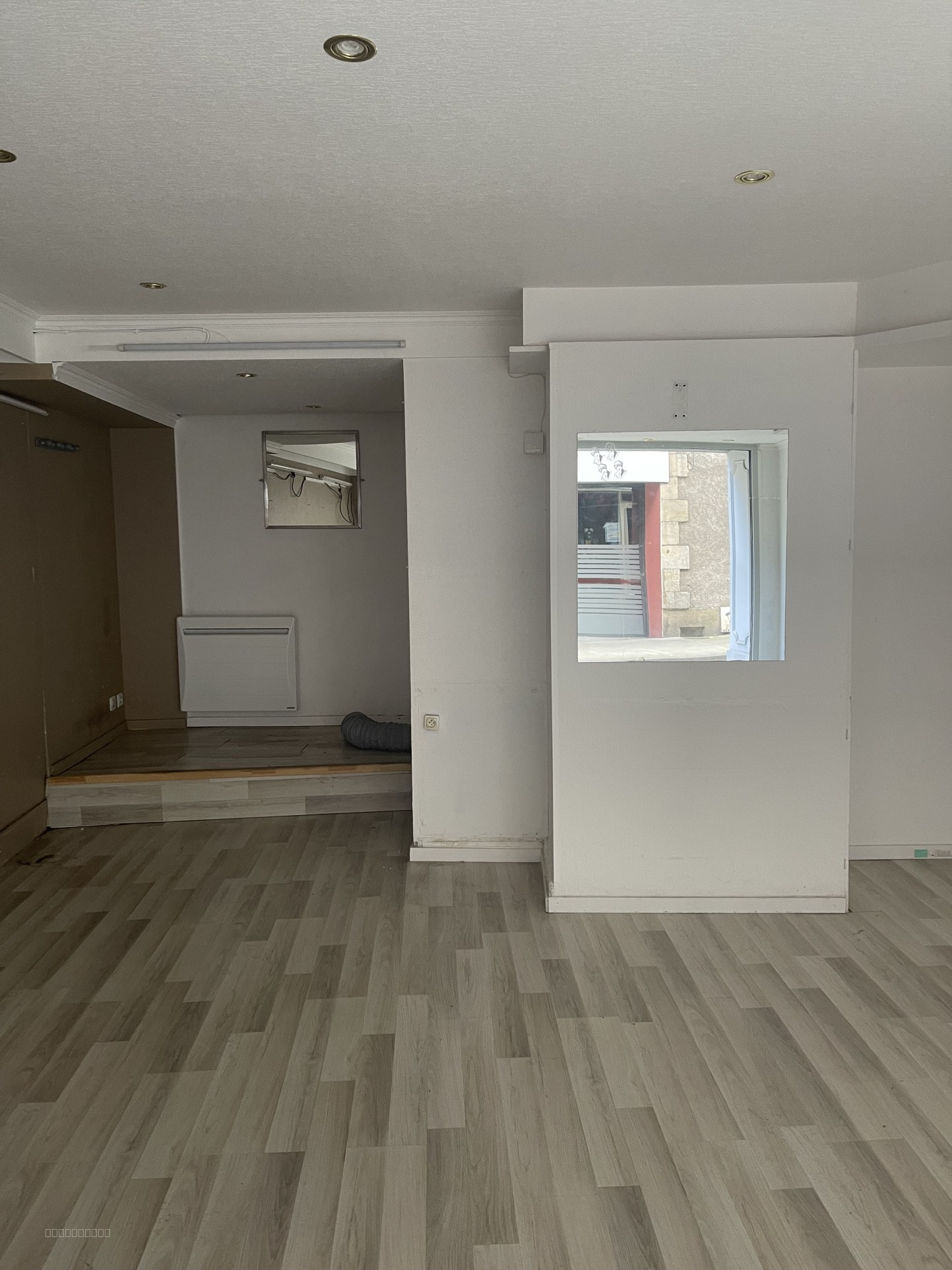 Local commercial à louer à Moulins, 37 m² – photo 2 sur 2