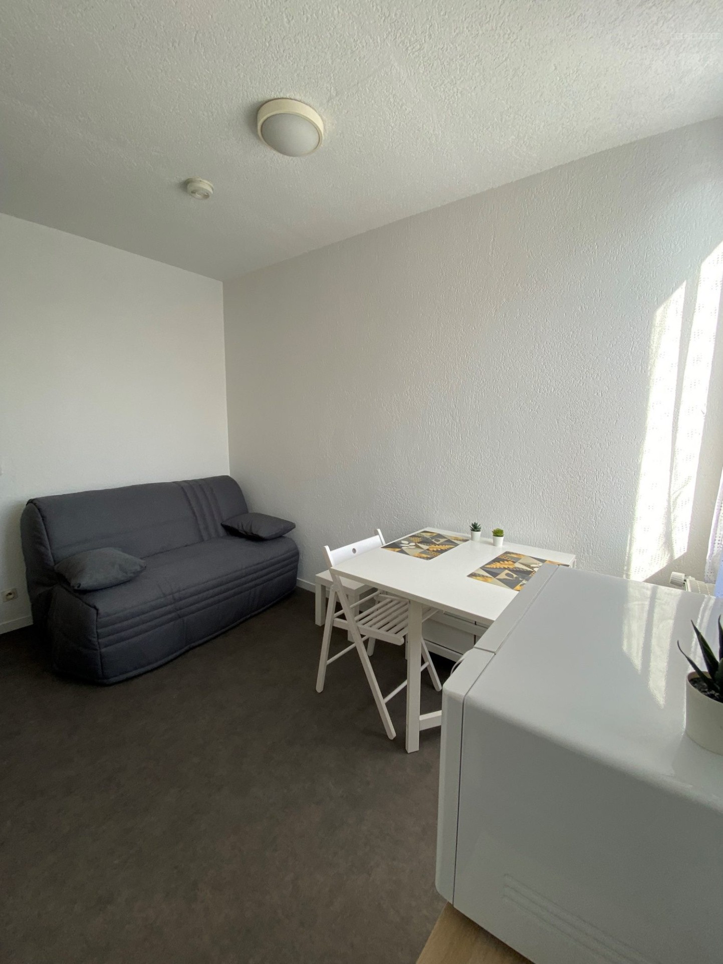 Studio à louer à Jacob bellecombette, 1 257 m², 1 pièce – photo 1 sur 4