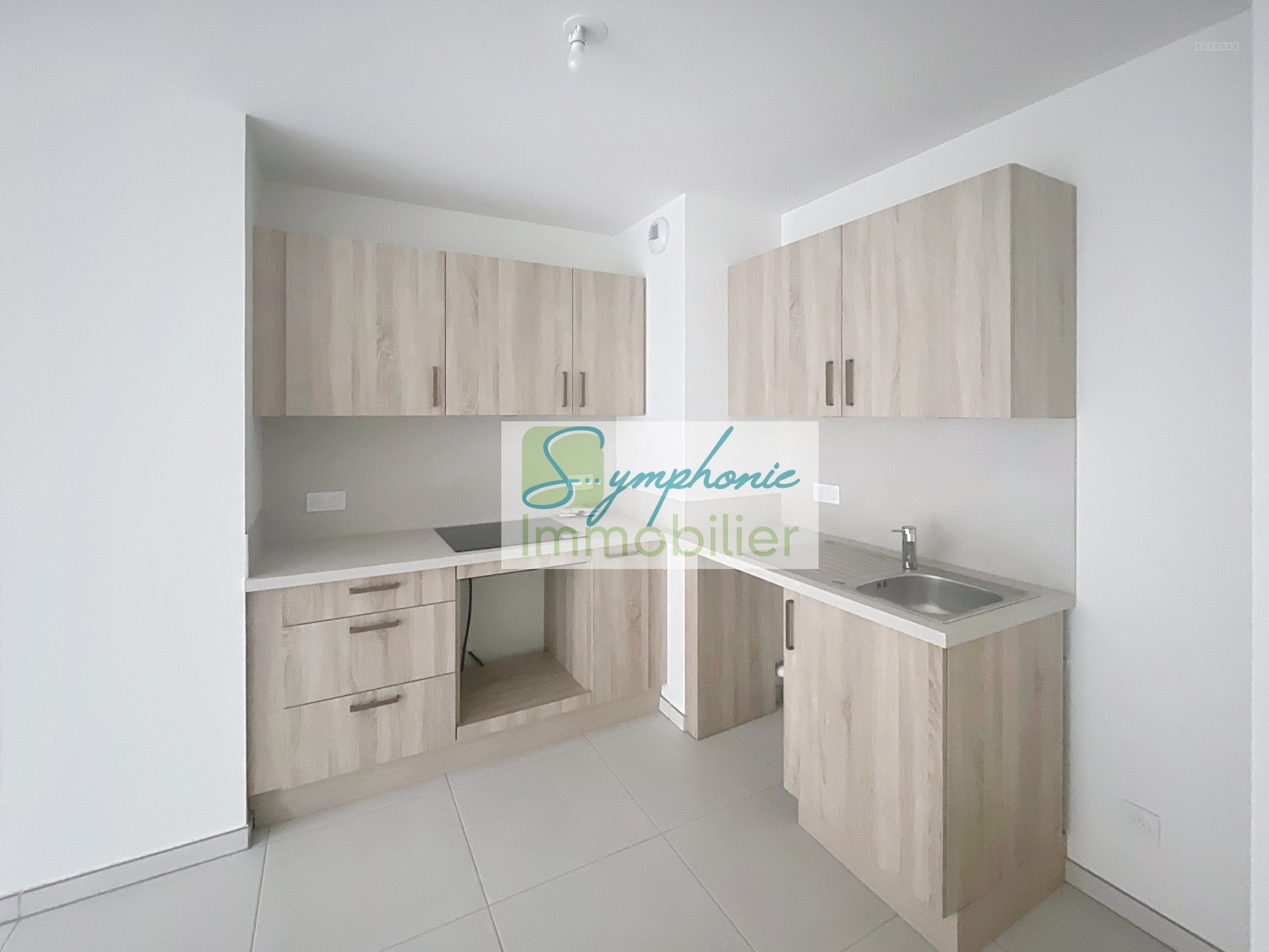 Appartement à louer à Viviers du lac, 970 m², 3 pièces – photo 1 sur 5
