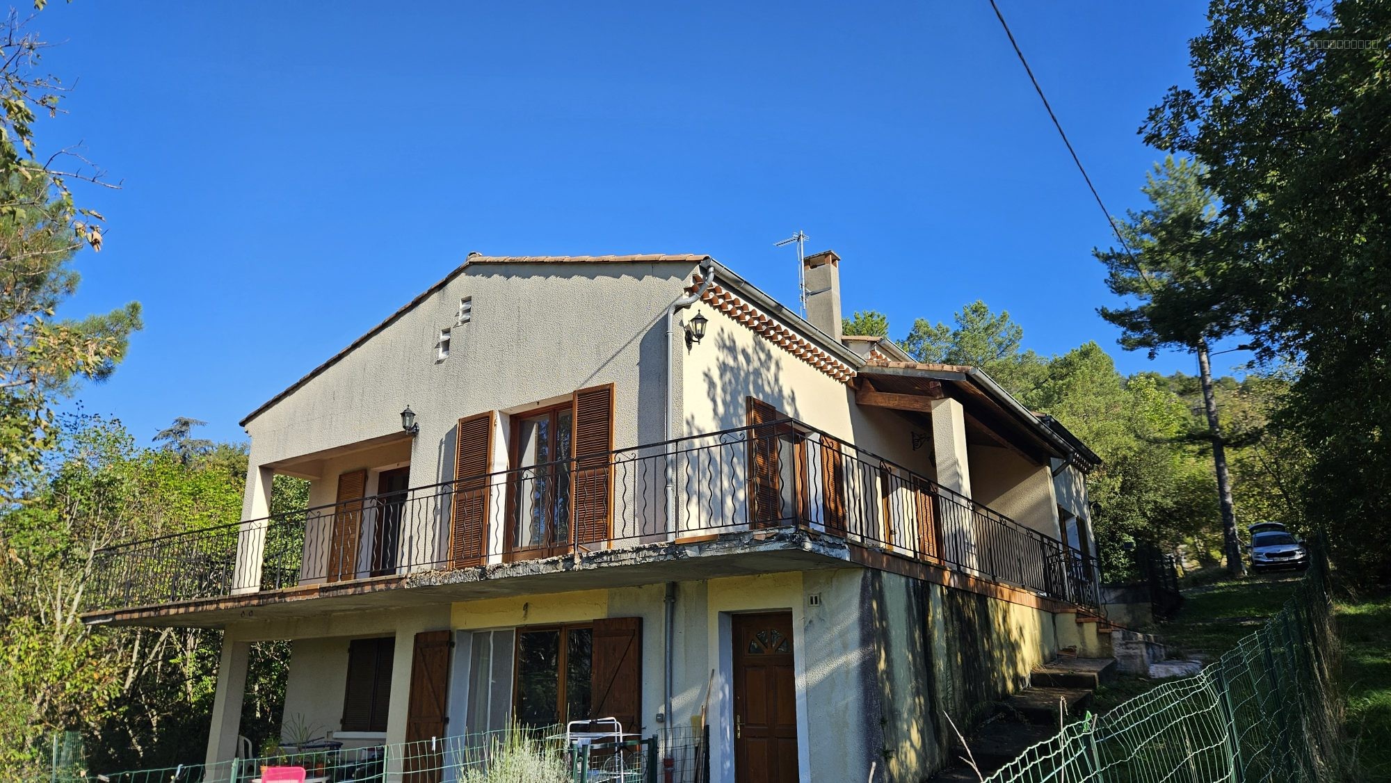 Villa à vendre à Vals les bains, 190 m², 10 pièces – photo 1 sur 20