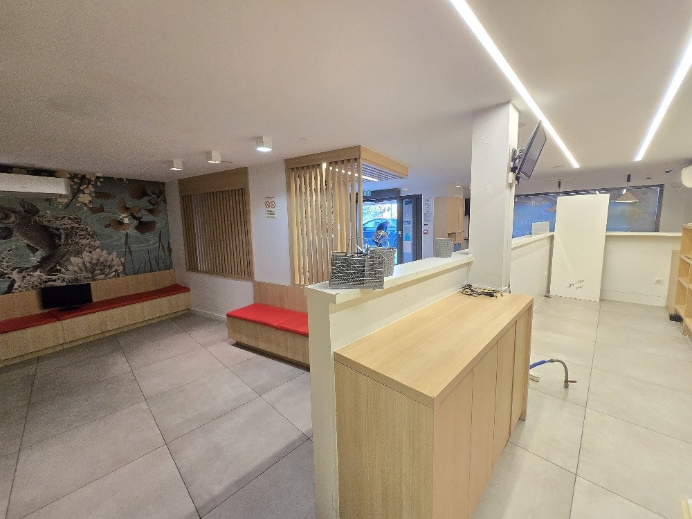 Local commercial à louer à Grezieu la varenne, 72 m², 2 pièces – photo 1 sur 13