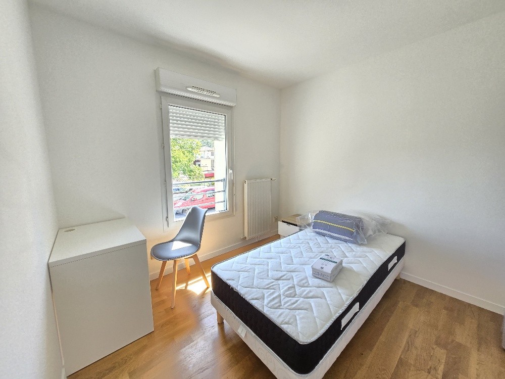Studio à louer à La mulatiere, 69,22 m², 1 pièce – photo 2 sur 17
