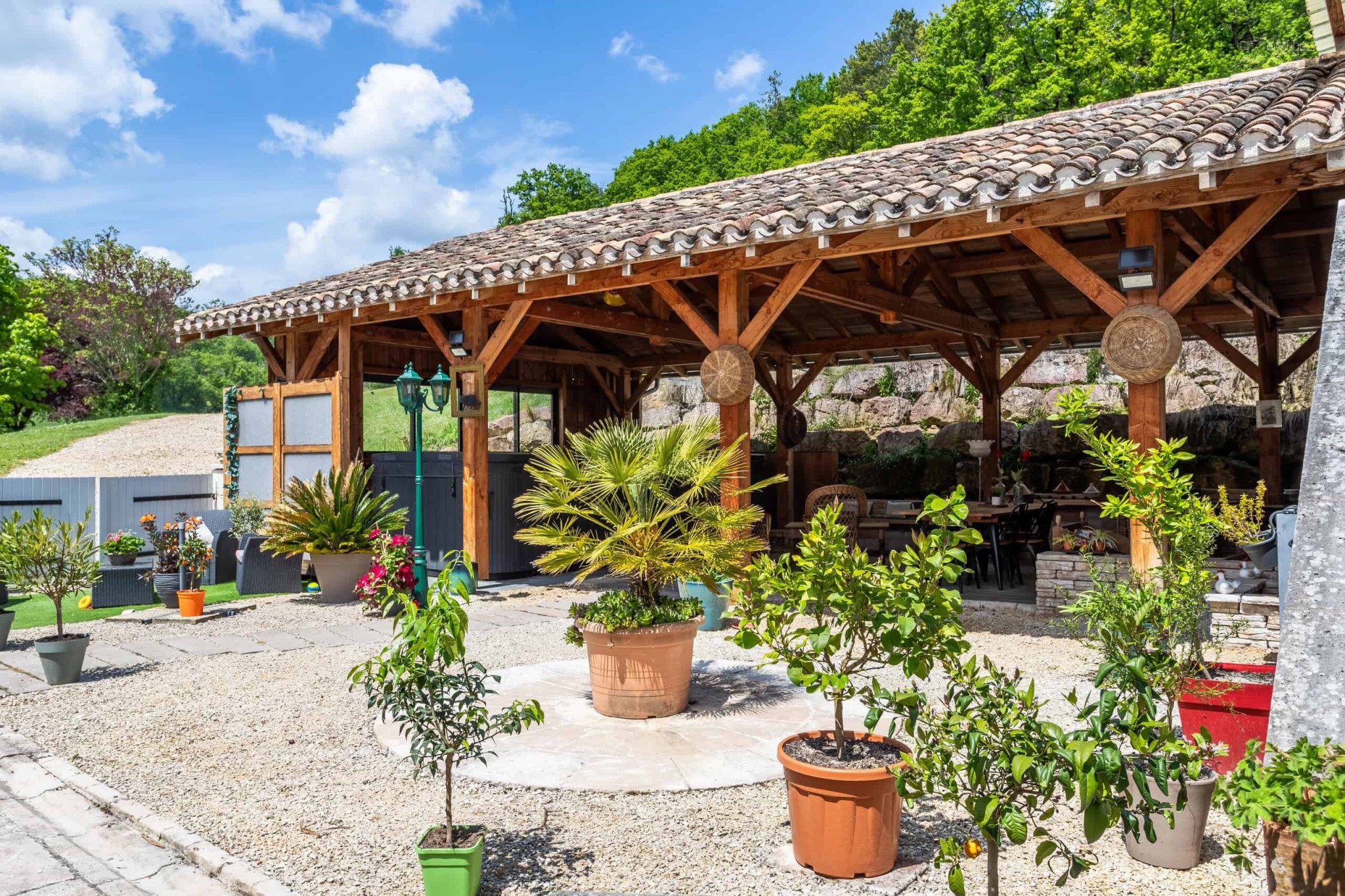 Propriété de campagne avec garage — photo 9