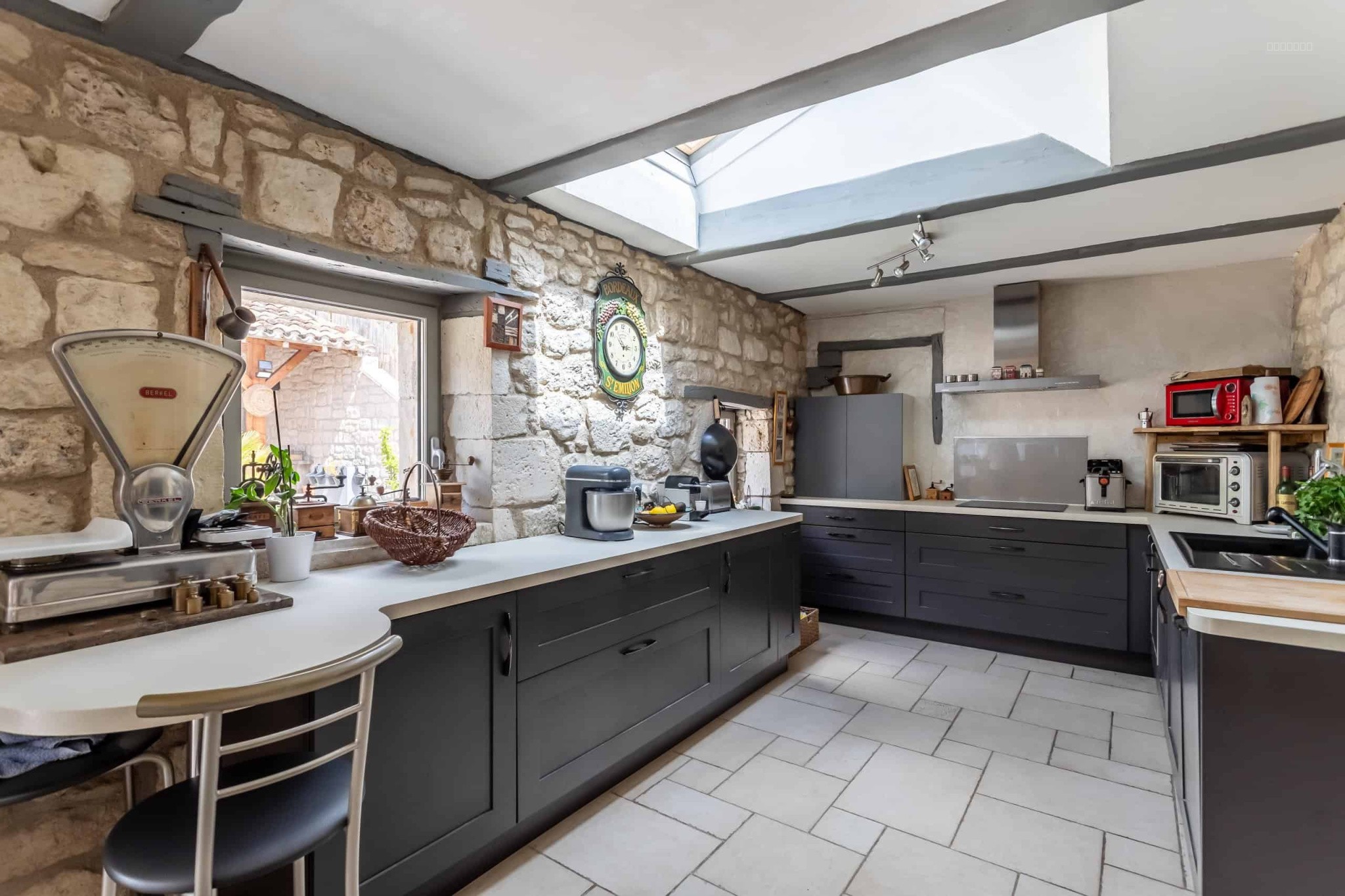 Propriété de campagne avec garage — photo 11