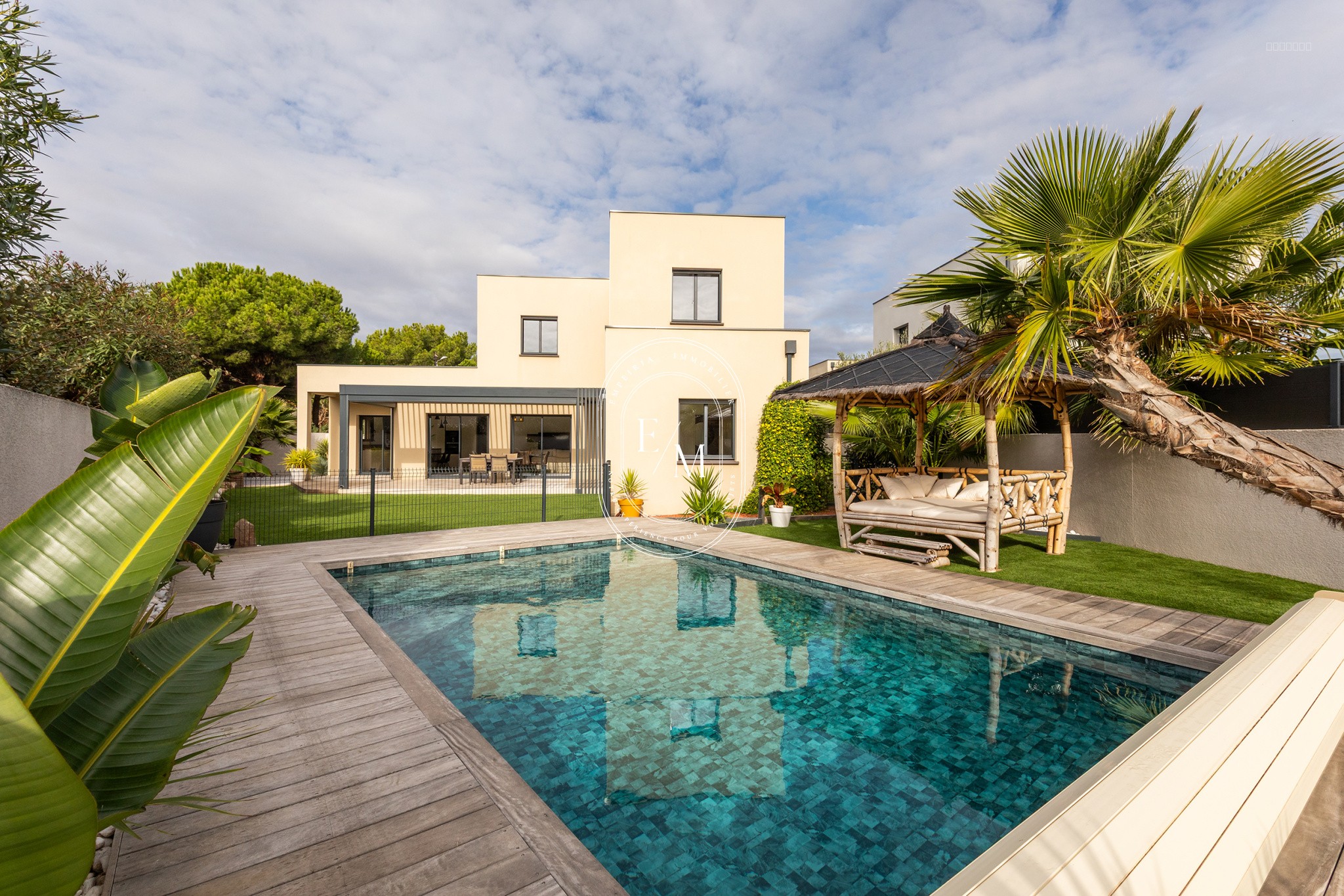 Villa à vendre à Agde, 142 m², 5 pièces – photo 1 sur 20