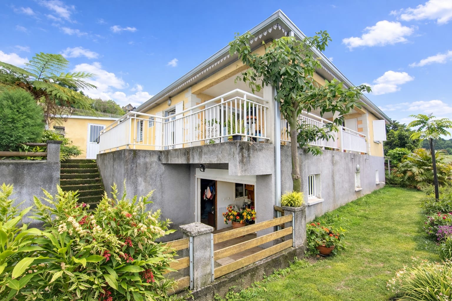 Maison à vendre à Saint leu, 168 m², 7 pièces – photo 2 sur 9