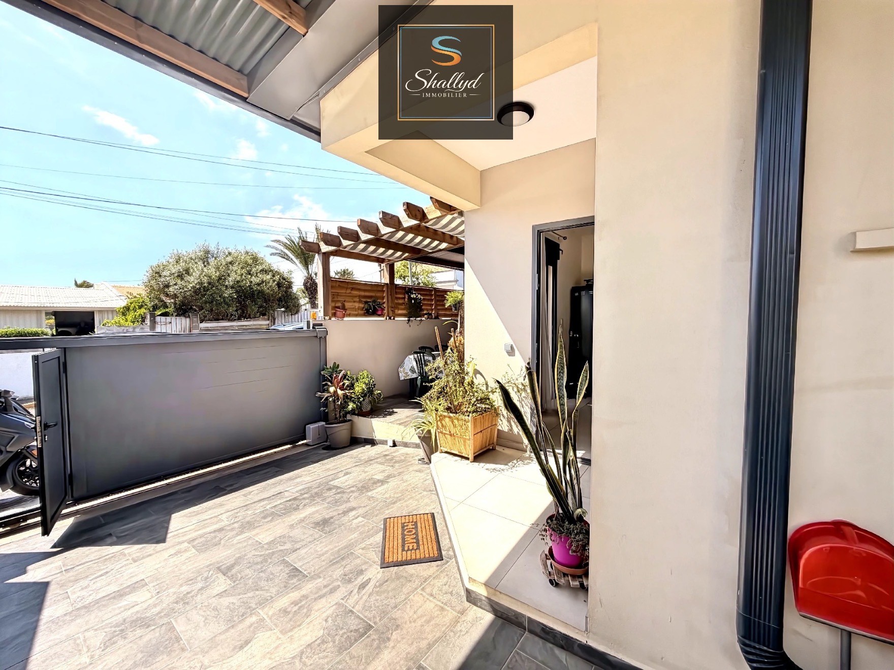 Maison à vendre à St pierre, 73 m², 3 pièces – photo 1 sur 12