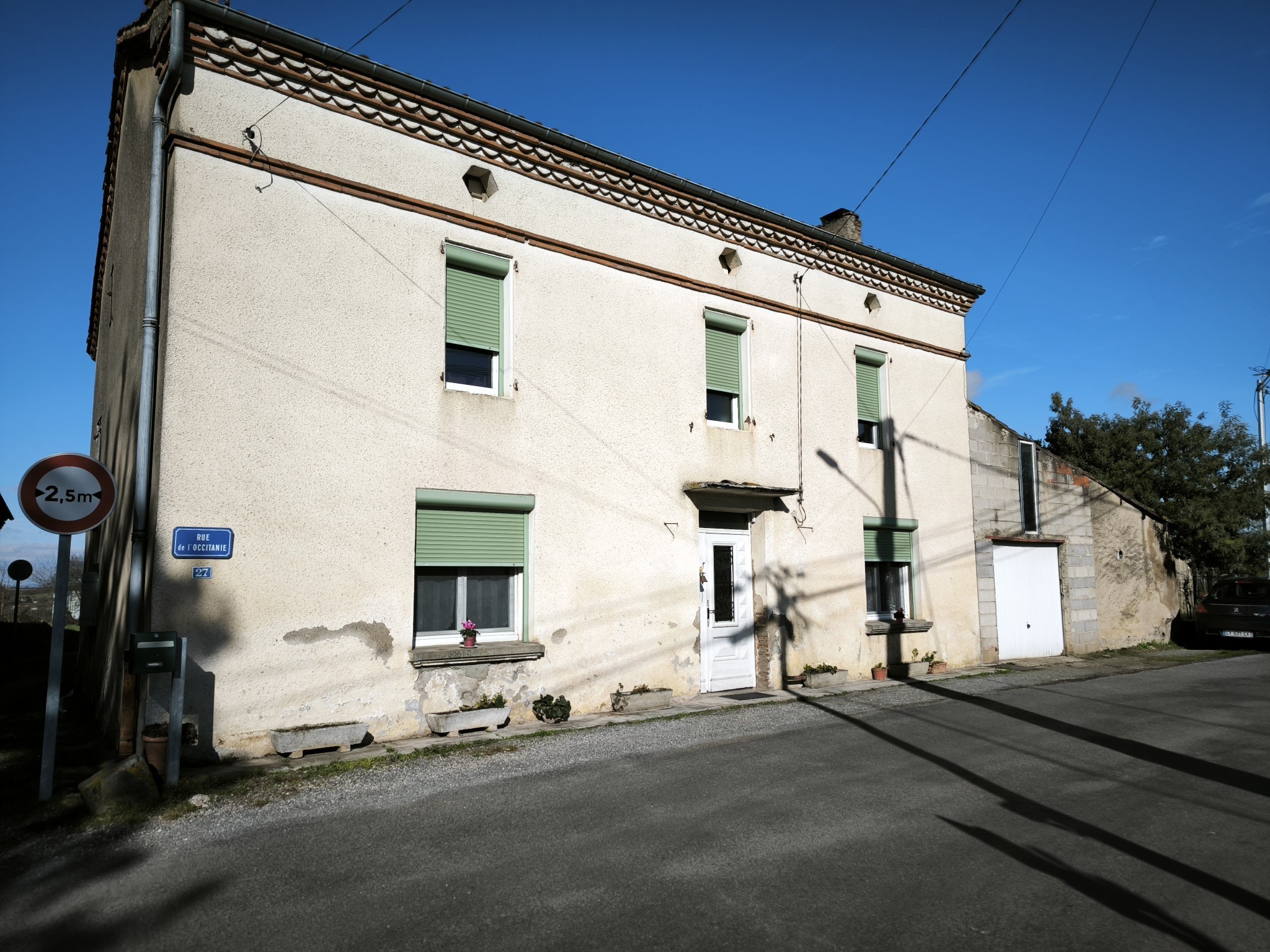 Maison à vendre à St gregoire, 900 m², 4 pièces – photo 1 sur 8