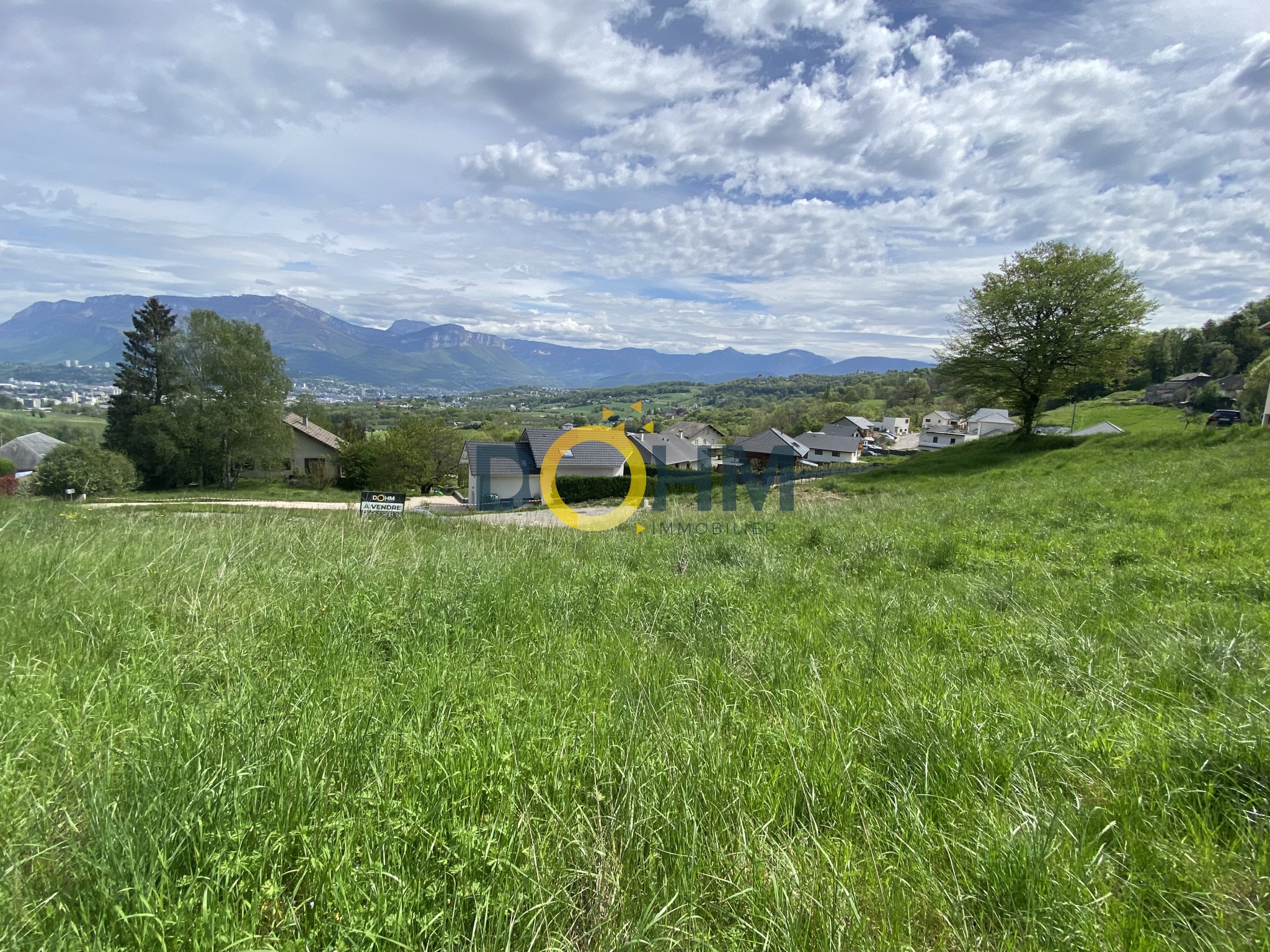En exclusivité, terrain constructible de 851 m2 — photo 4