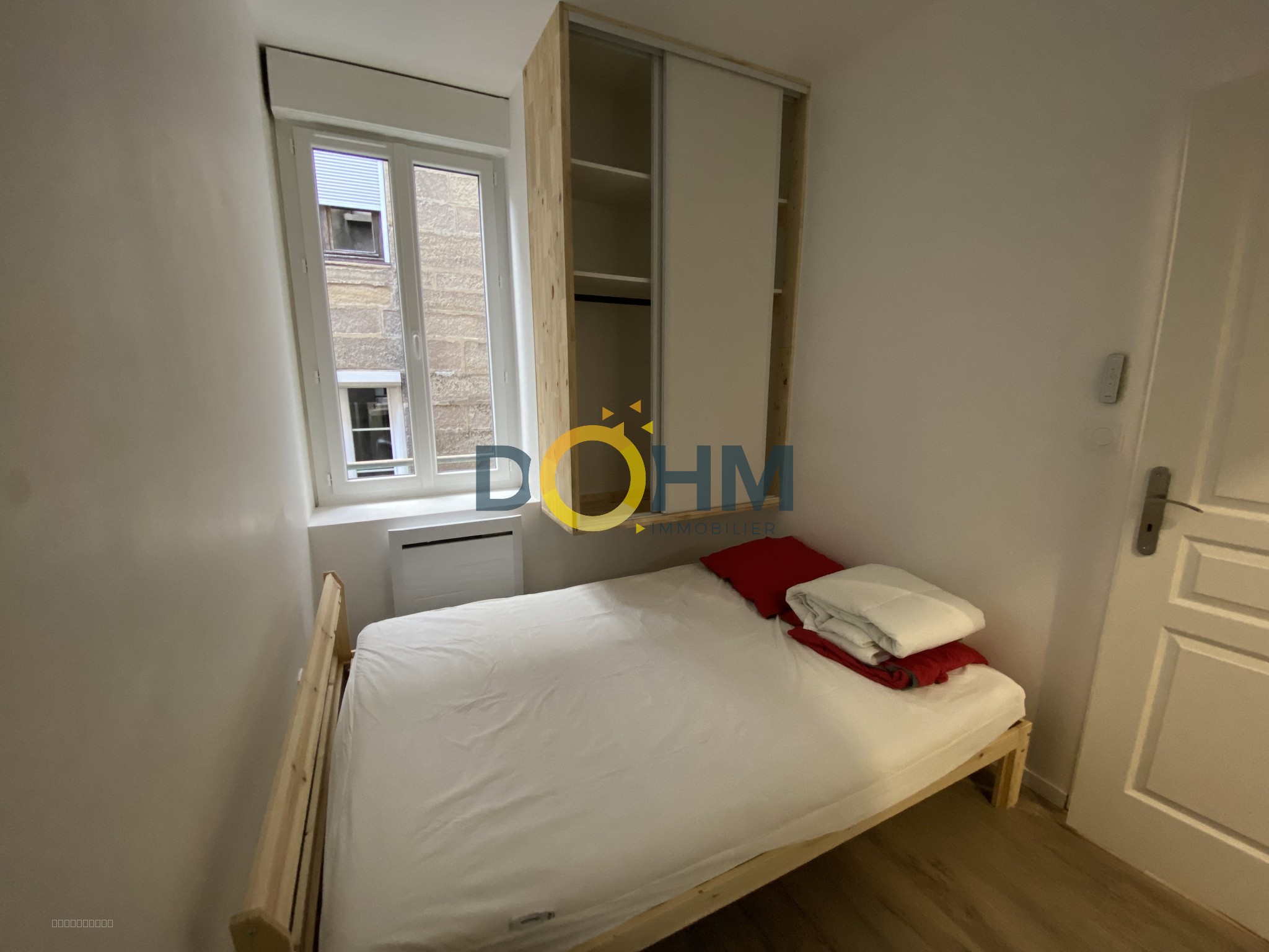 HOTEL DE VILLE VILLE F1 MEUBLE — photo 2