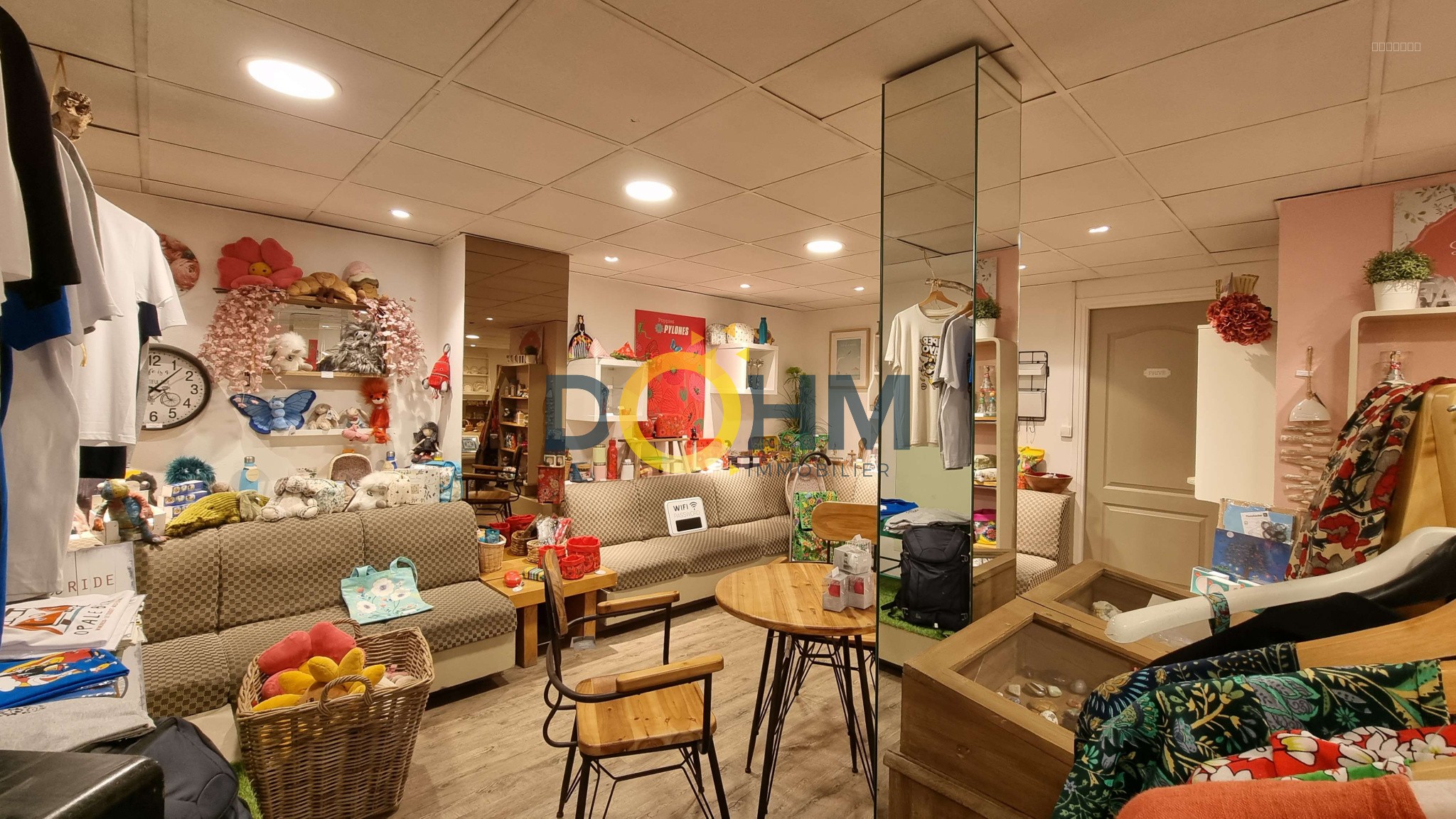 Bien immobilier à vendre à Bruay la buissiere, 1 400 m² – photo 1 sur 10