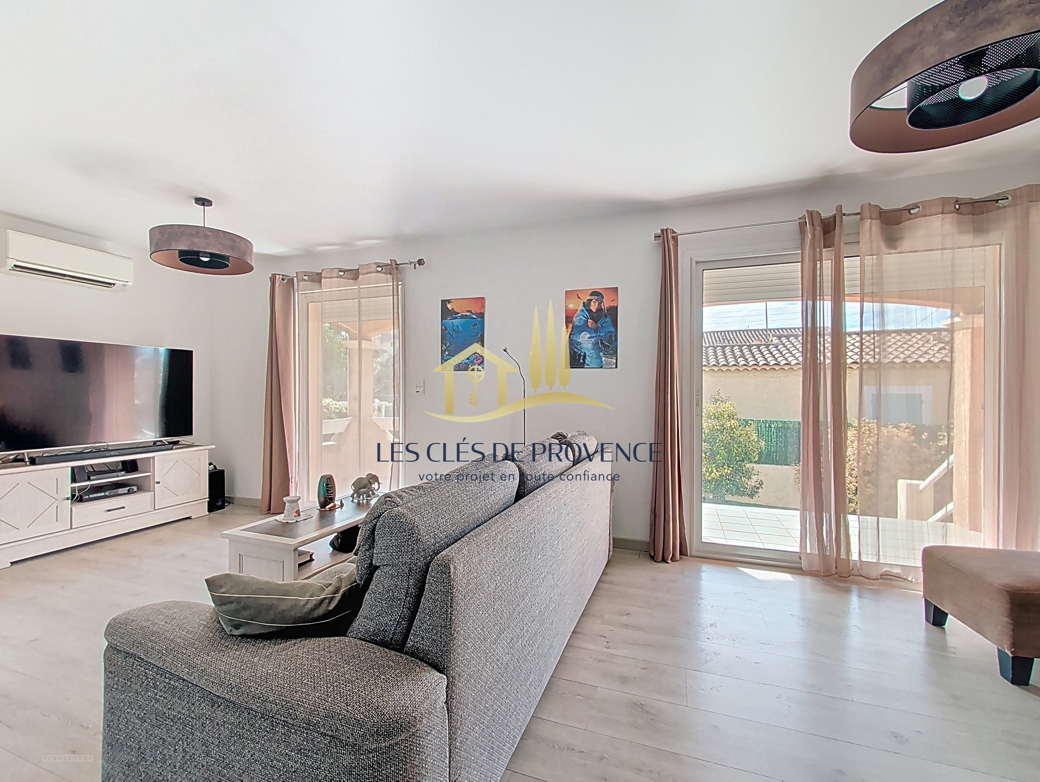 Maison à vendre à Rognac, 152 m², 7 pièces – photo 2 sur 14