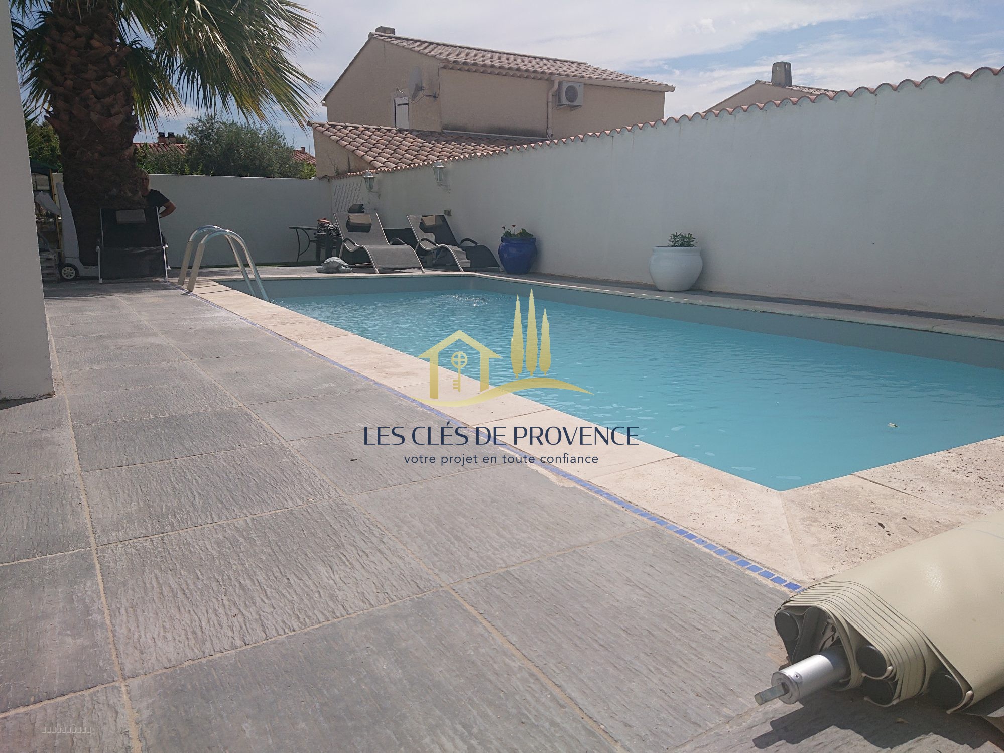 Maison à vendre à Rognac, 46,4 m², 7 pièces – photo 2 sur 14