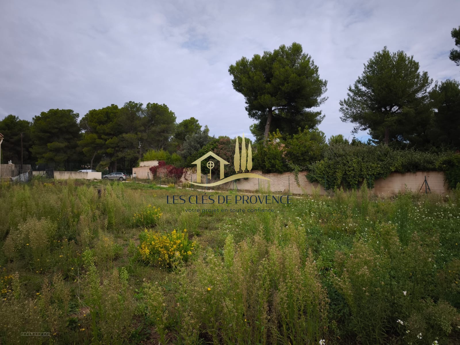 Terrain à vendre à Rognac, 532 m² – photo 2 sur 4