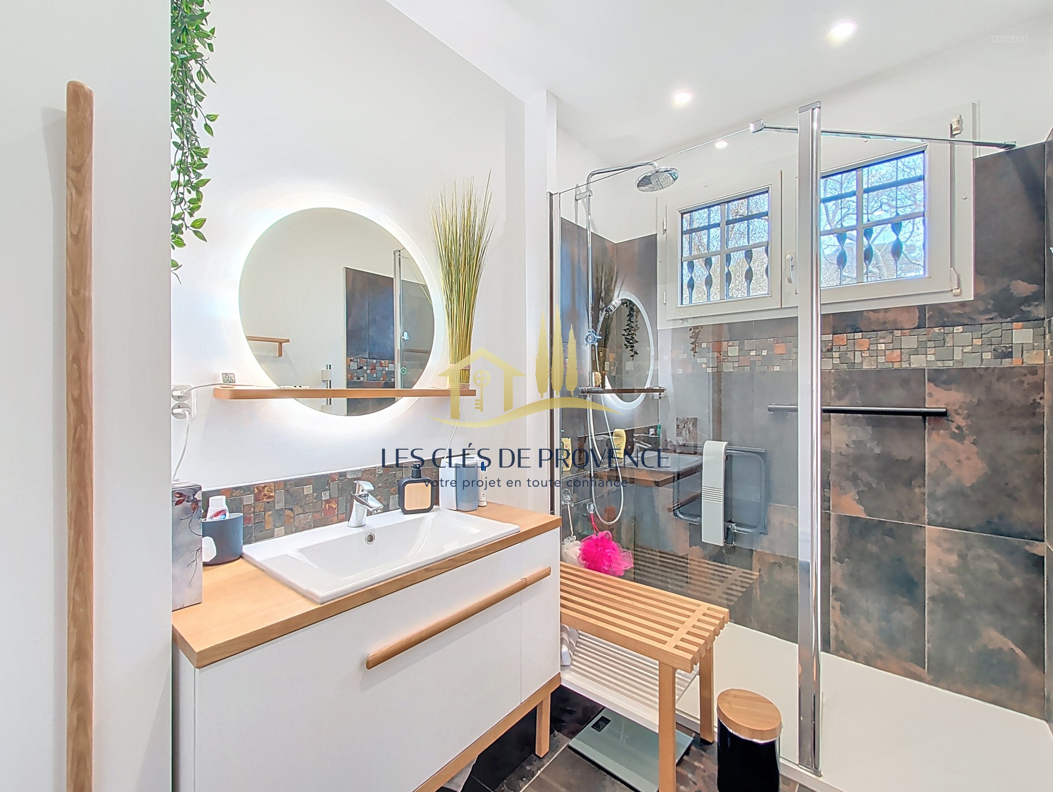 Maison à vendre à Marignane, 450 m², 5 pièces – photo 3 sur 18