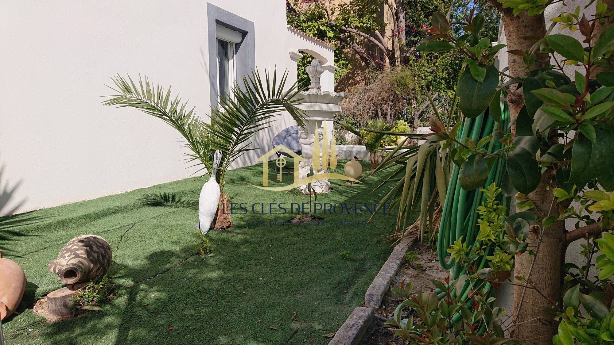 Maison à vendre à Rognac, 46,4 m², 7 pièces – photo 1 sur 14