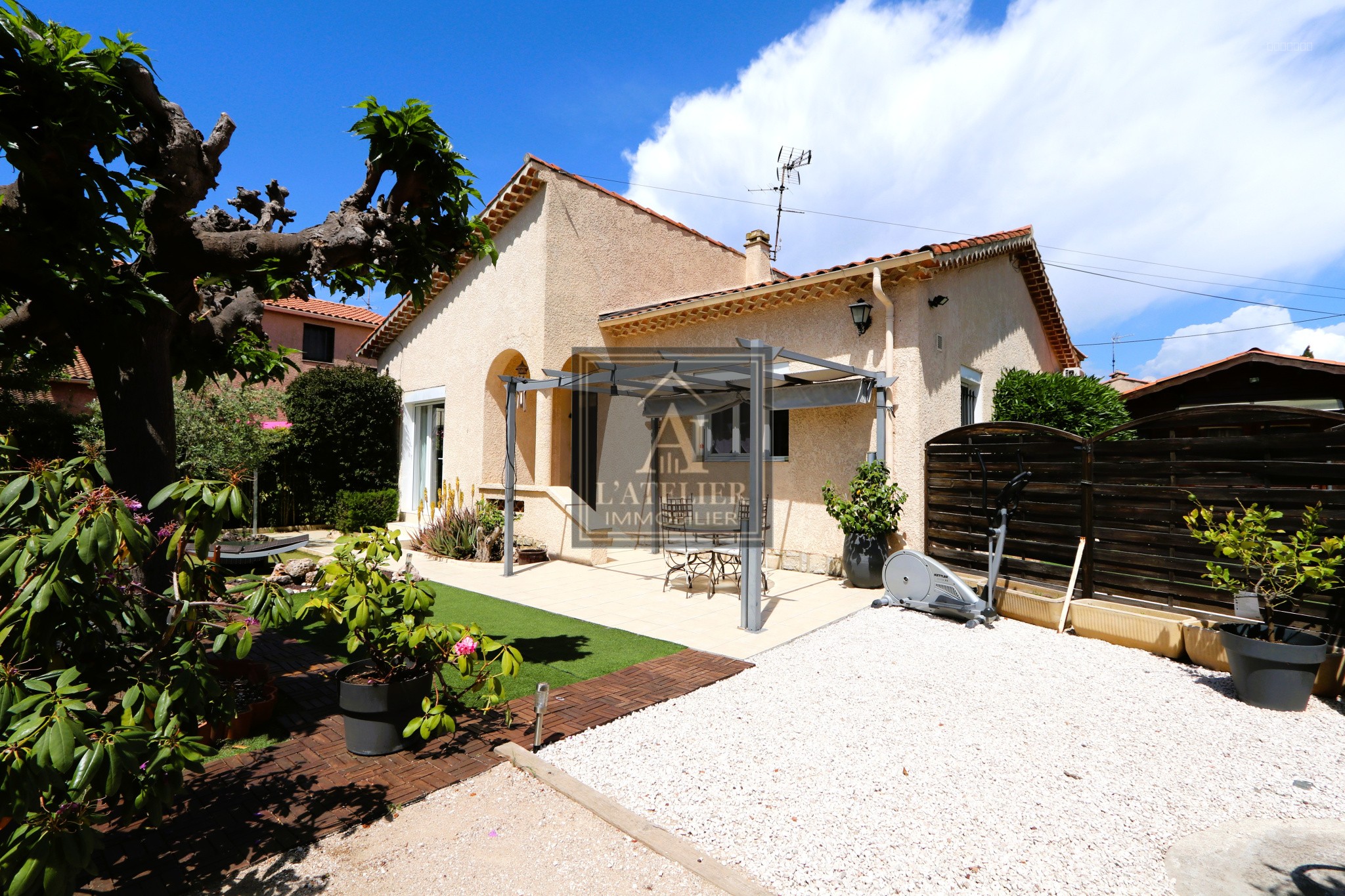 Maison à vendre à La londe les maures, 114 m², 4 pièces – photo 3 sur 11