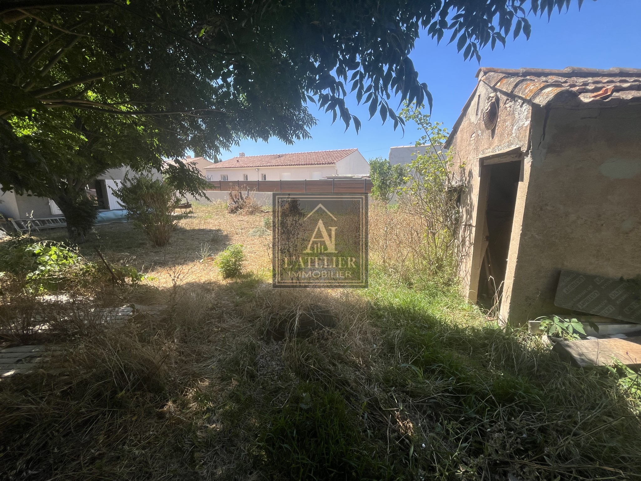 Bien immobilier à vendre à Sollies pont, 535 m² – photo 3 sur 5