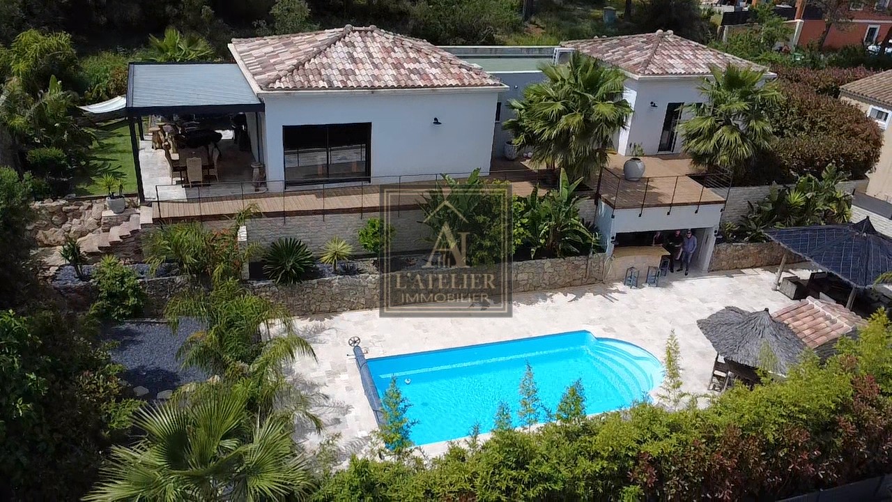 Maison T4 avec piscine, cuisine d'été et garage — photo 1