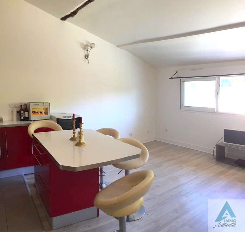 Appartement à louer à Auriol, 28,67 m², 1 pièce – photo 1 sur 3